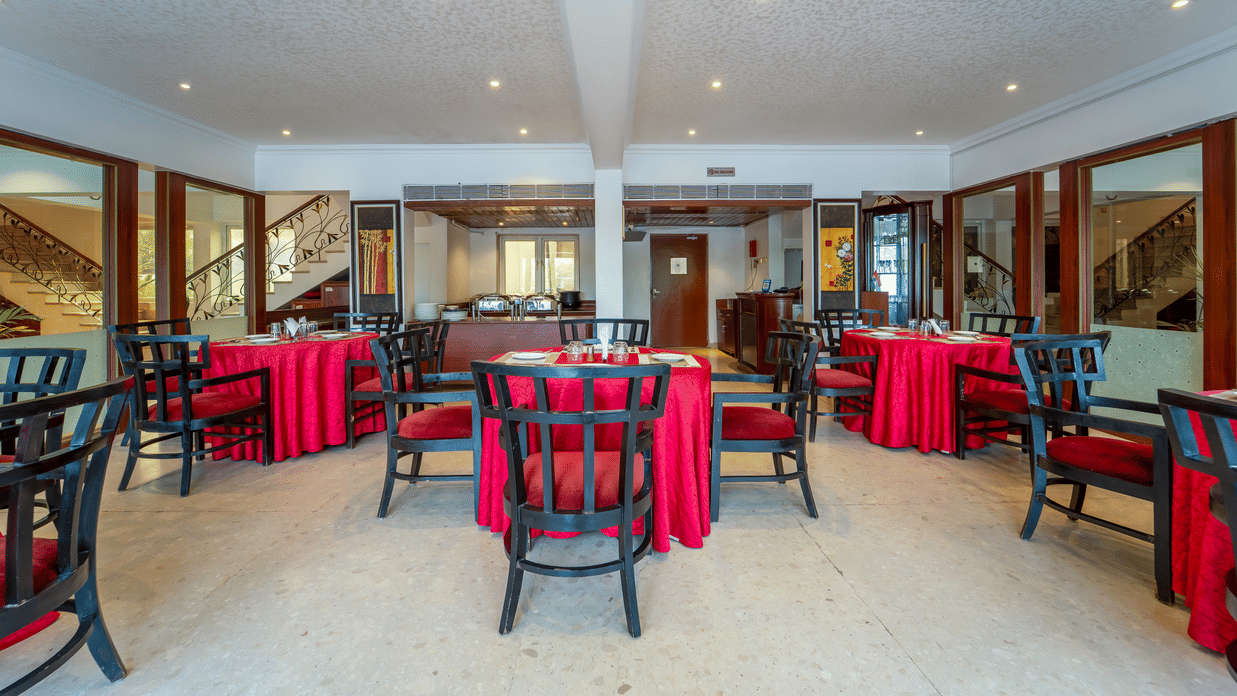 White Pearl-2Mins from Beach, Pool, Breakfast Inc! 6