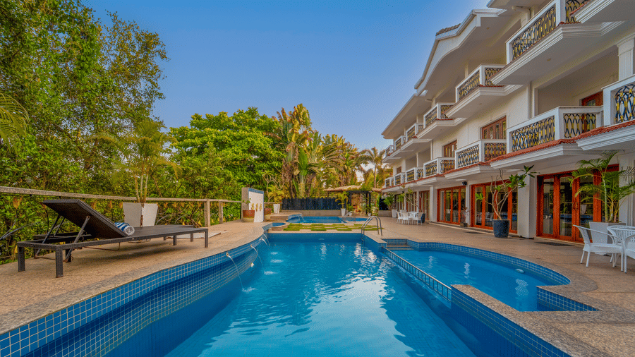 White Pearl-2Mins from Beach, Pool, Breakfast Inc! 8