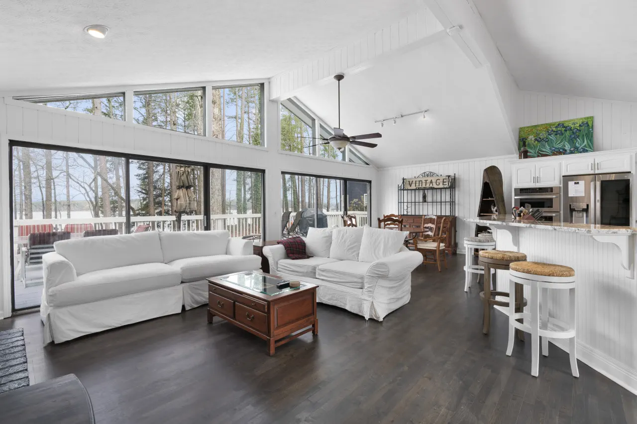 Lake House Lanier Lake House 19