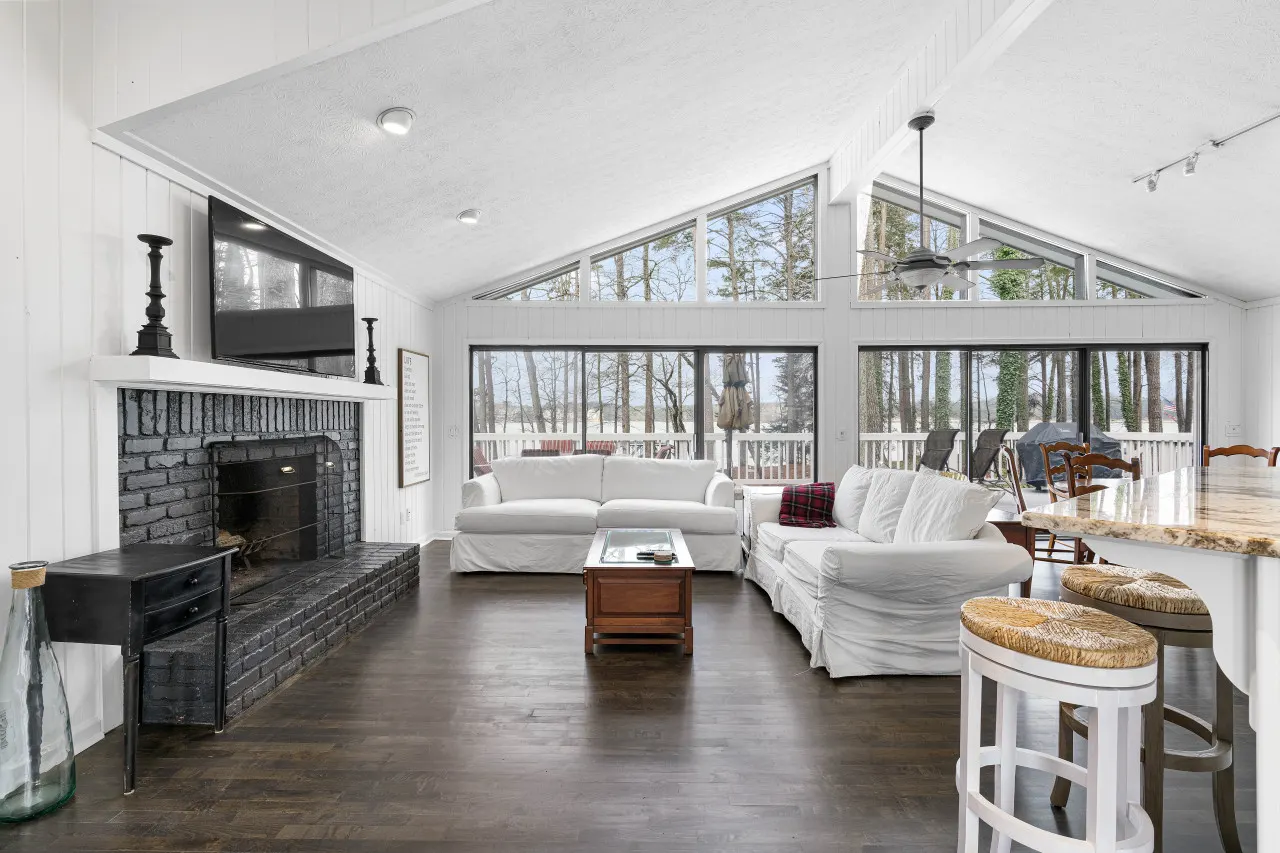 Lake House Lanier Lake House 20