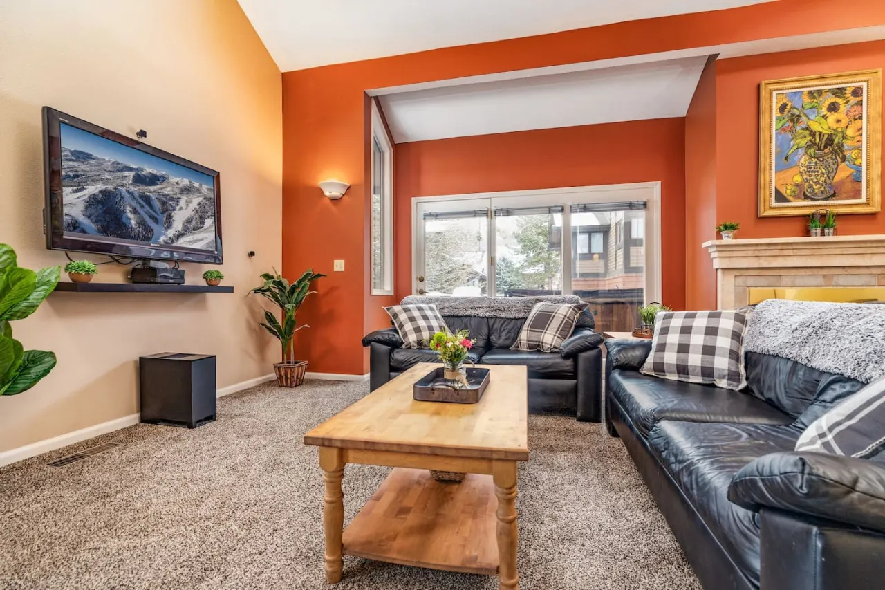 Cottonwood Heights Vacation Rental Near Big & Little Cottonwood Canyons | Hot Tub (Pet Friendly) — photo 4