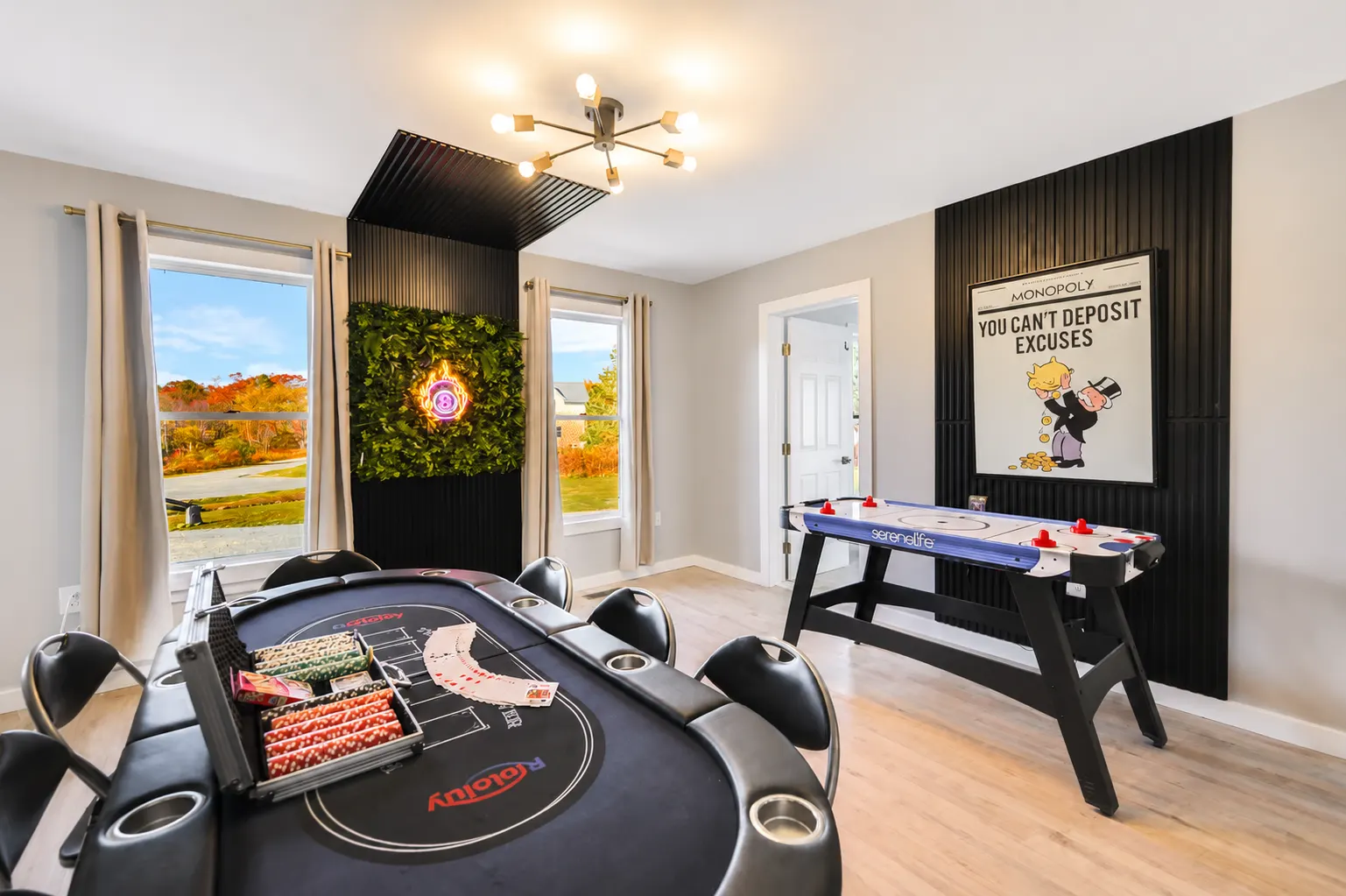 NEW Indoor lounge pool, hot tub, Glamping, karaoke 6