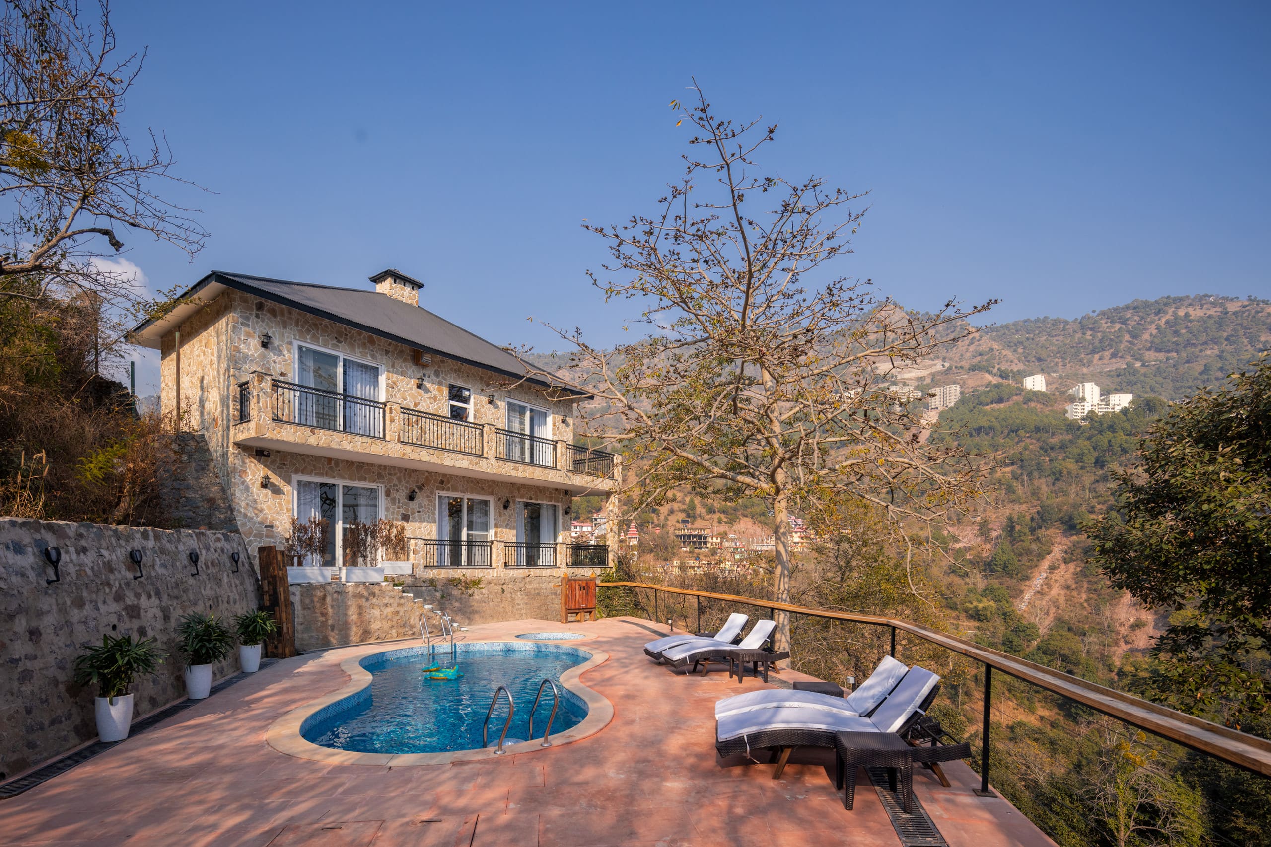 DaCations @ Salud W/ Heated Pool near Kasauli 36