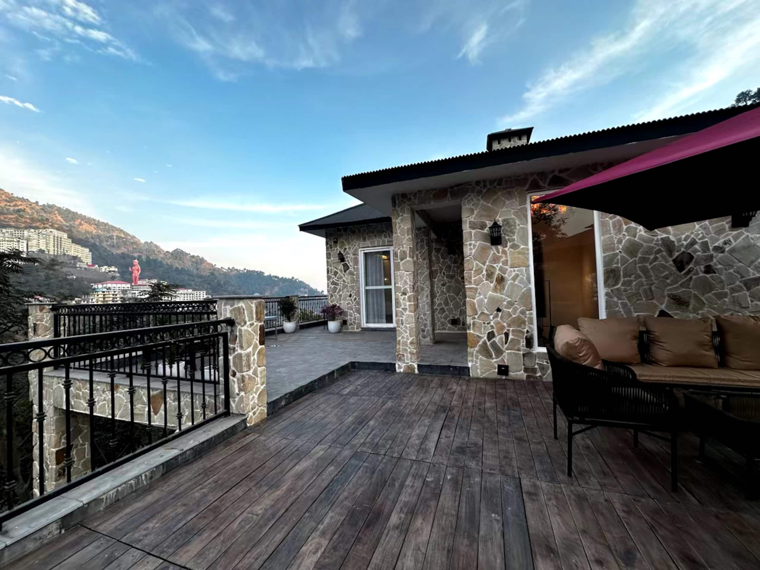 DaCations @ Salud W/ Heated Pool near Kasauli 33