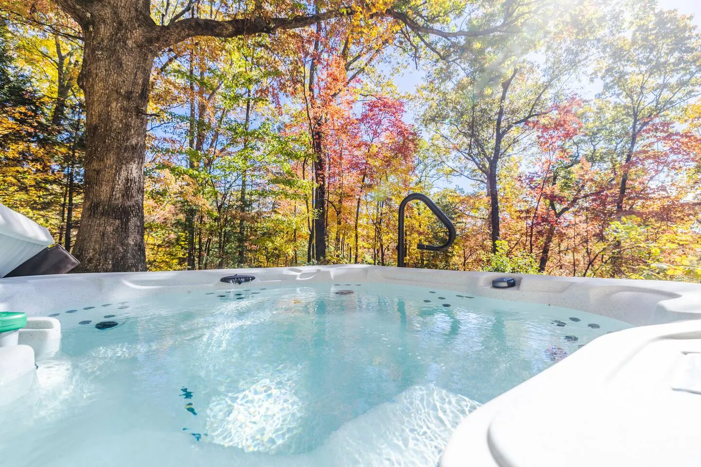 Forest Haven | Hot Tub | 15 min 2 Downtown — photo 2