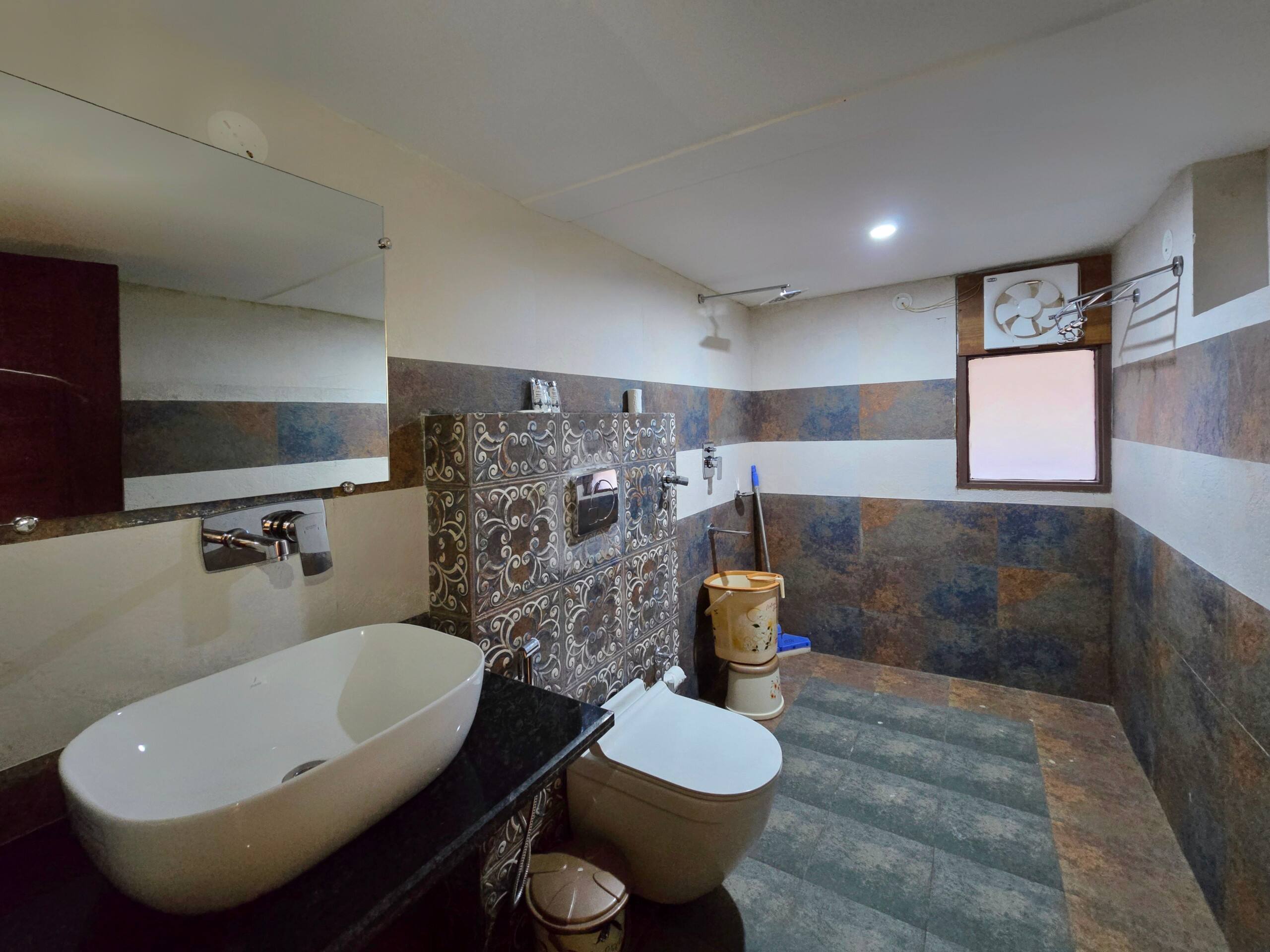 Homestay Mistywoods Best Place for 10 Pax 32