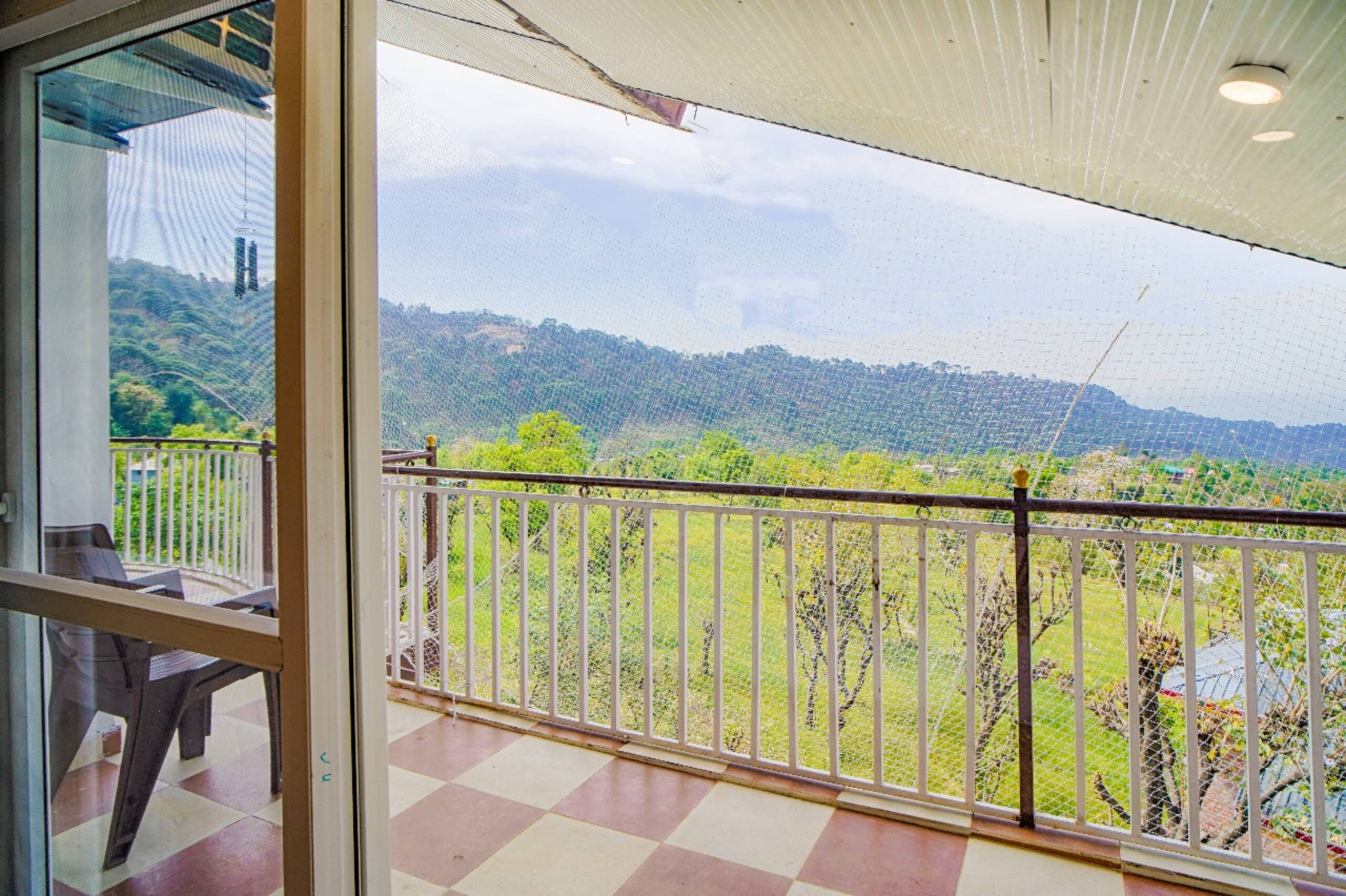 Homestay Mistywoods Best Place for 10 Pax 35