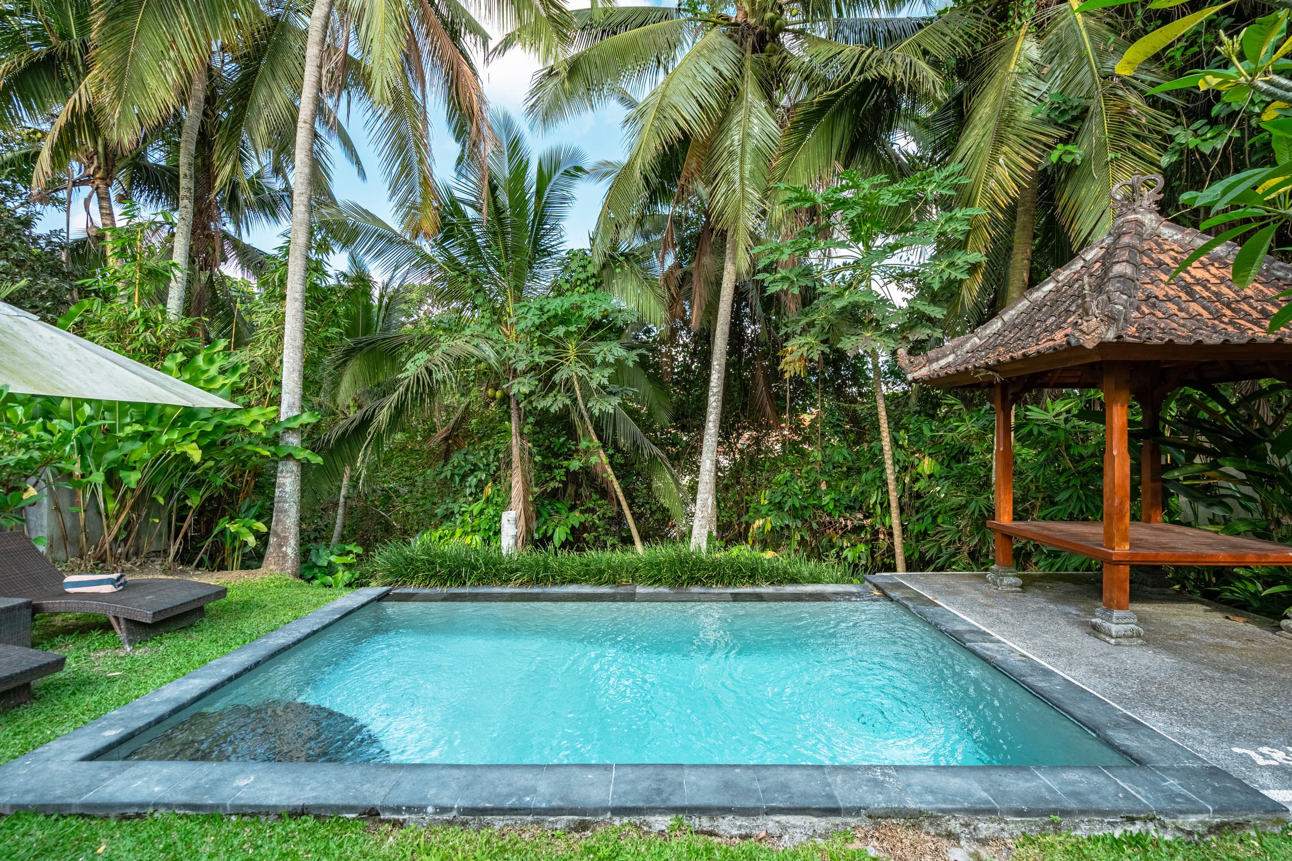 Villa in Ubud with forest views 35