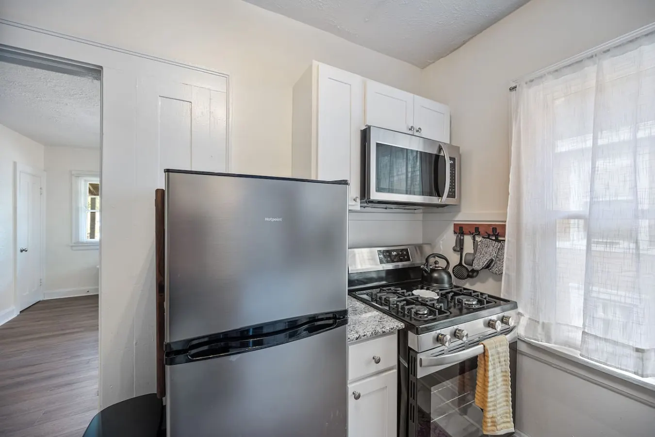 The Retreat - Warm and Convenient Guest Suite — foto 4