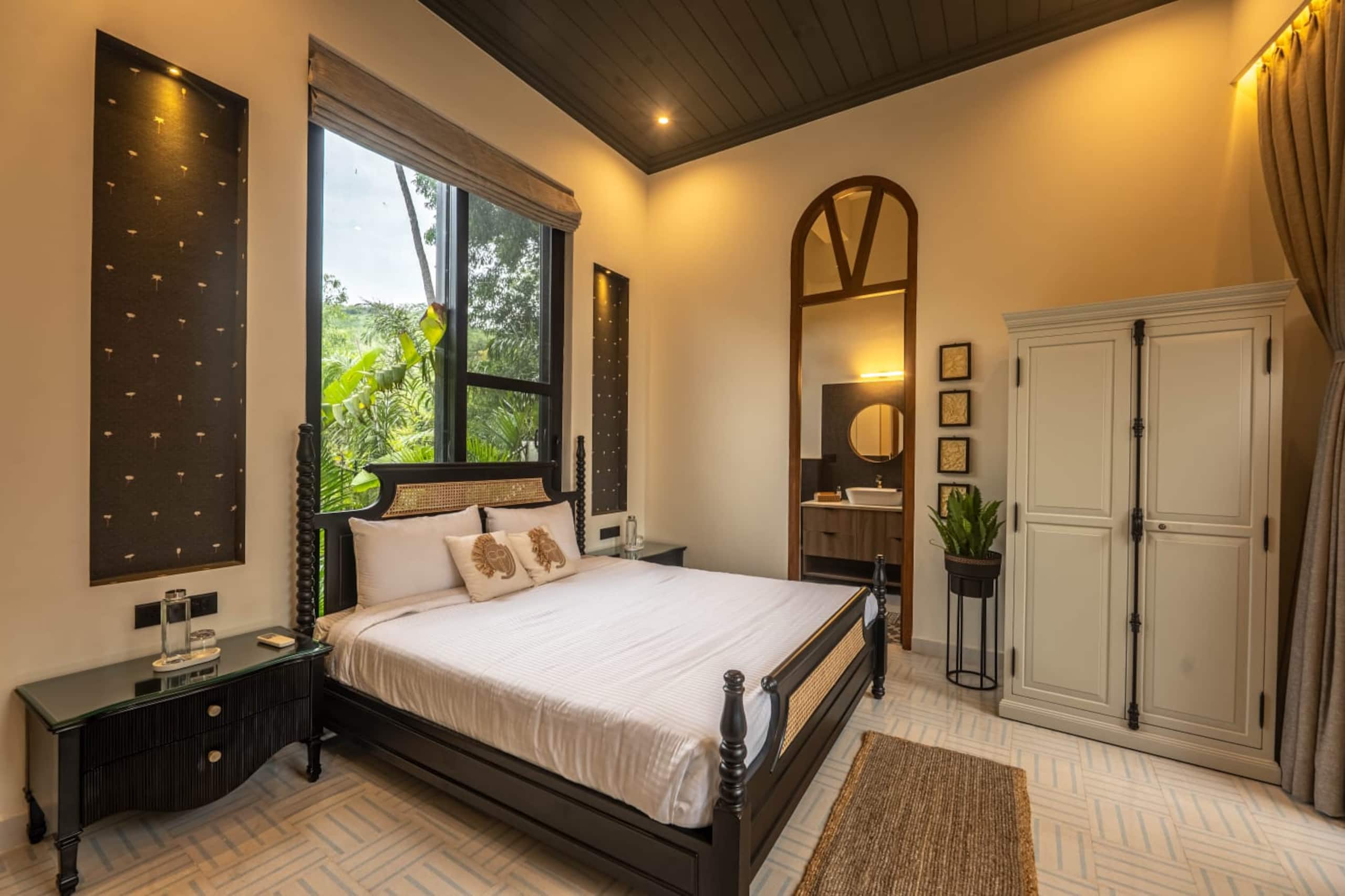 Luxury 4BHK Private Pool Villa | Parra - Assagao 20