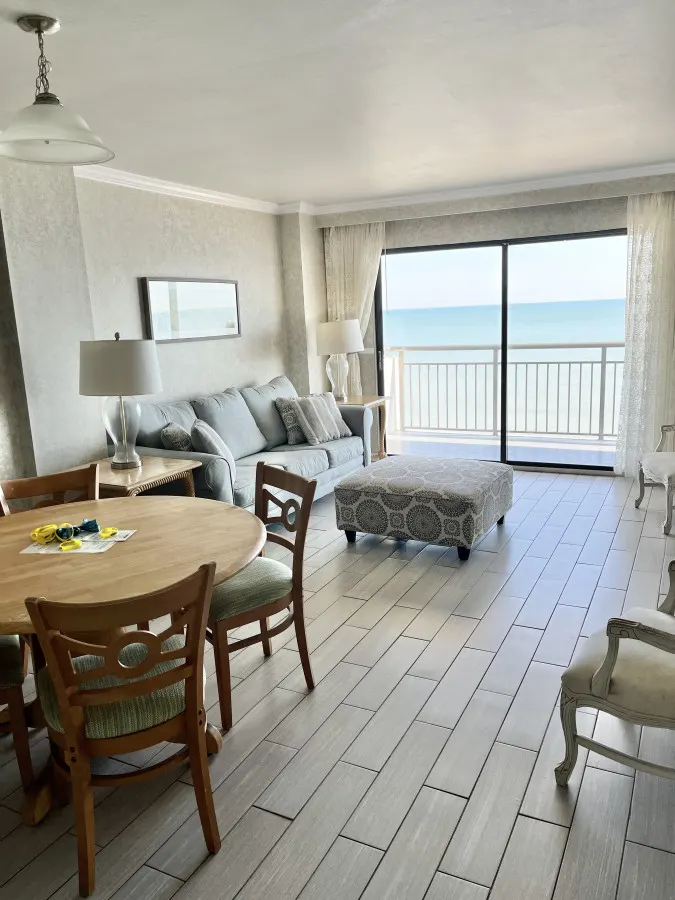 OceanFront Condo Dolphin Views, 2bd/2ba 11801 — photo 3