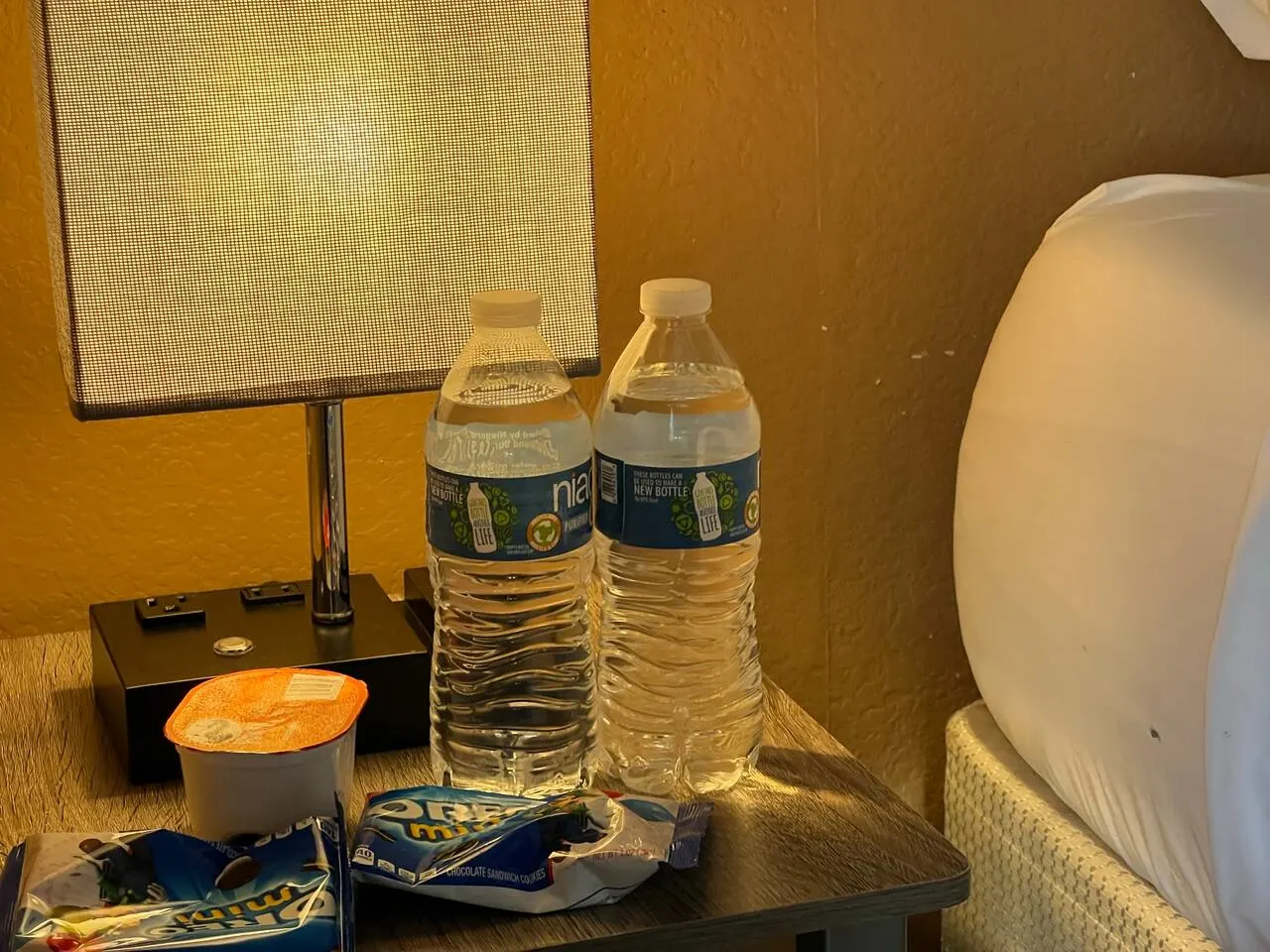 Puro Cuarto Room 10 min Downtown, 15 to Airport 3