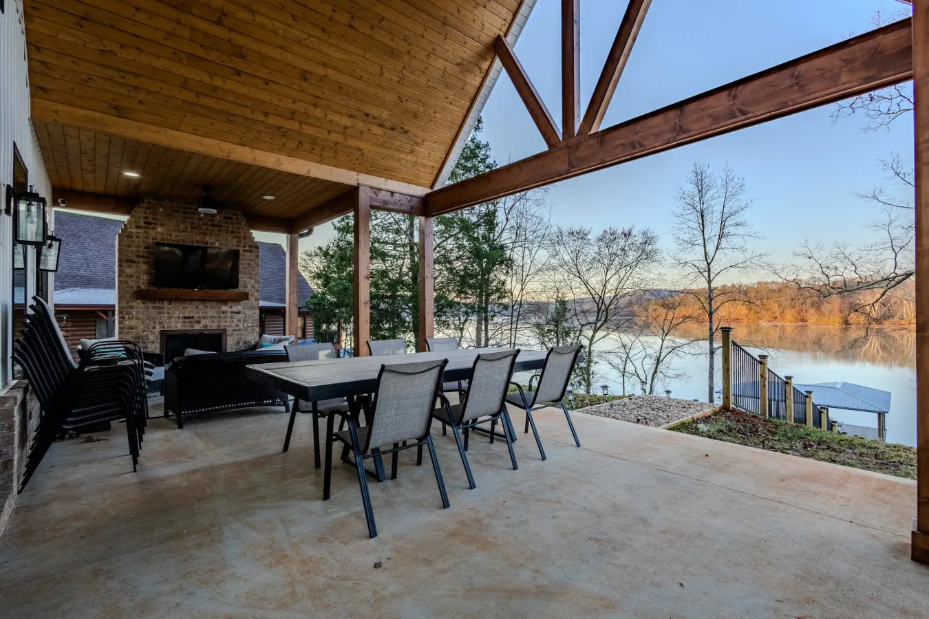 Emory River Retreat on Watts Bar Lake 4