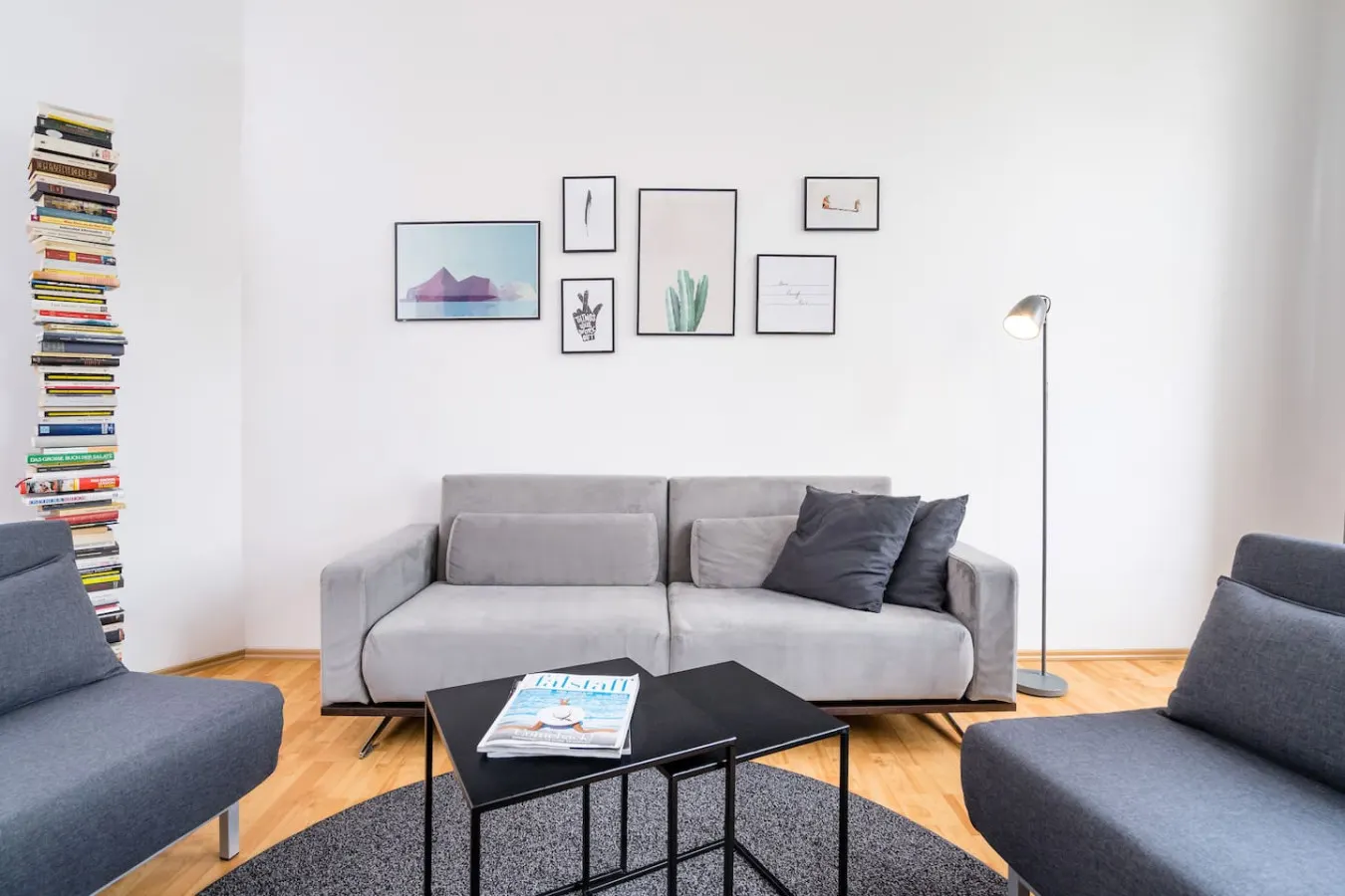 2-Bedroom & 95 sqm Apartment with Two-Balconies — photo 2