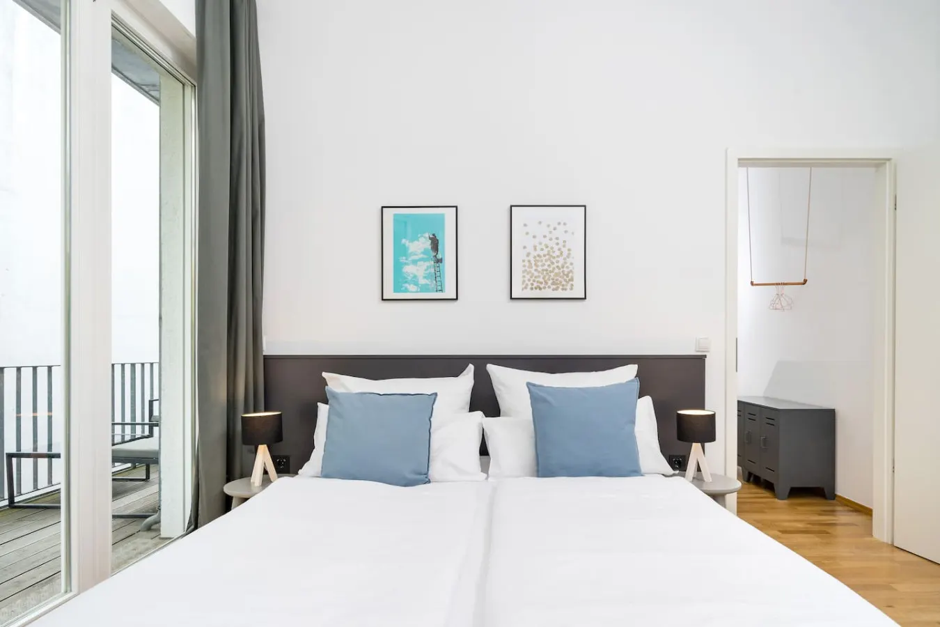 2-Bedroom & 95 sqm Apartment with Two-Balconies 14