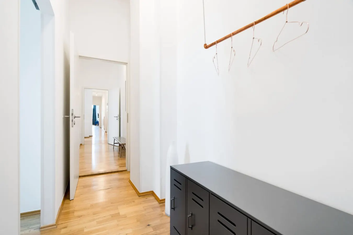 2-Bedroom & 95 sqm Apartment with Two-Balconies 15