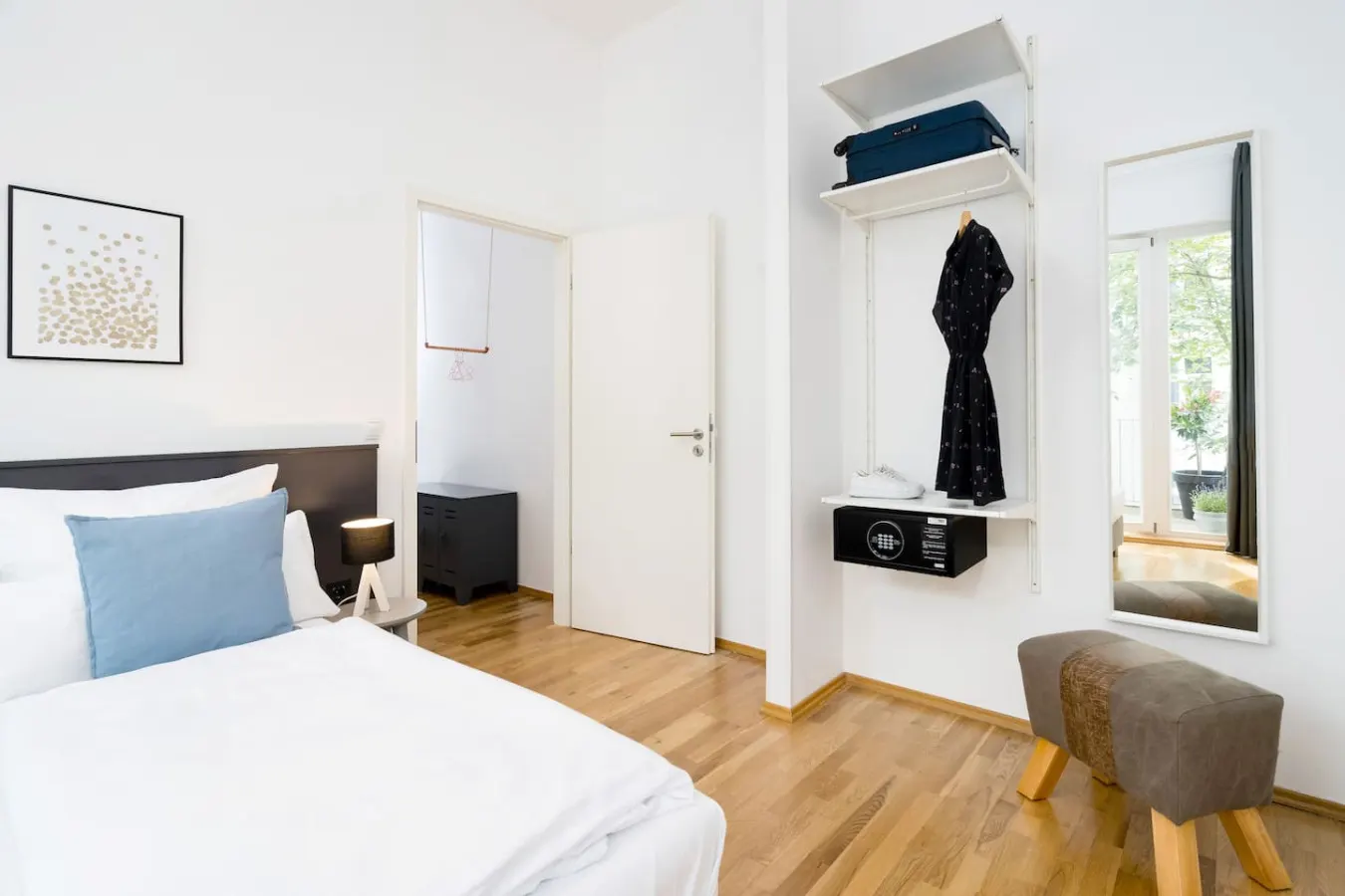 2-Bedroom & 95 sqm Apartment with Two-Balconies 17