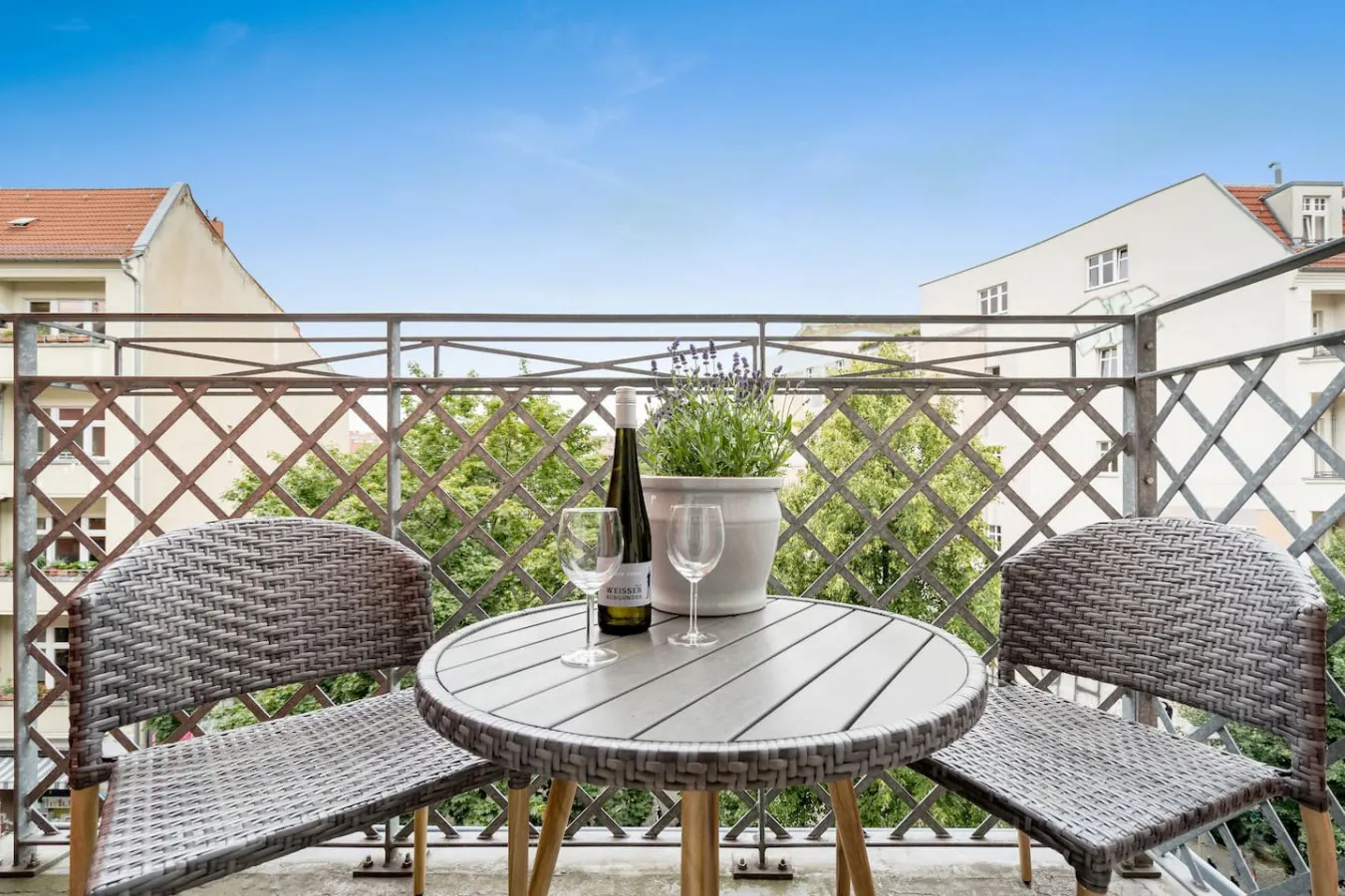 2-Bedroom & 95 sqm Apartment with Two-Balconies 19