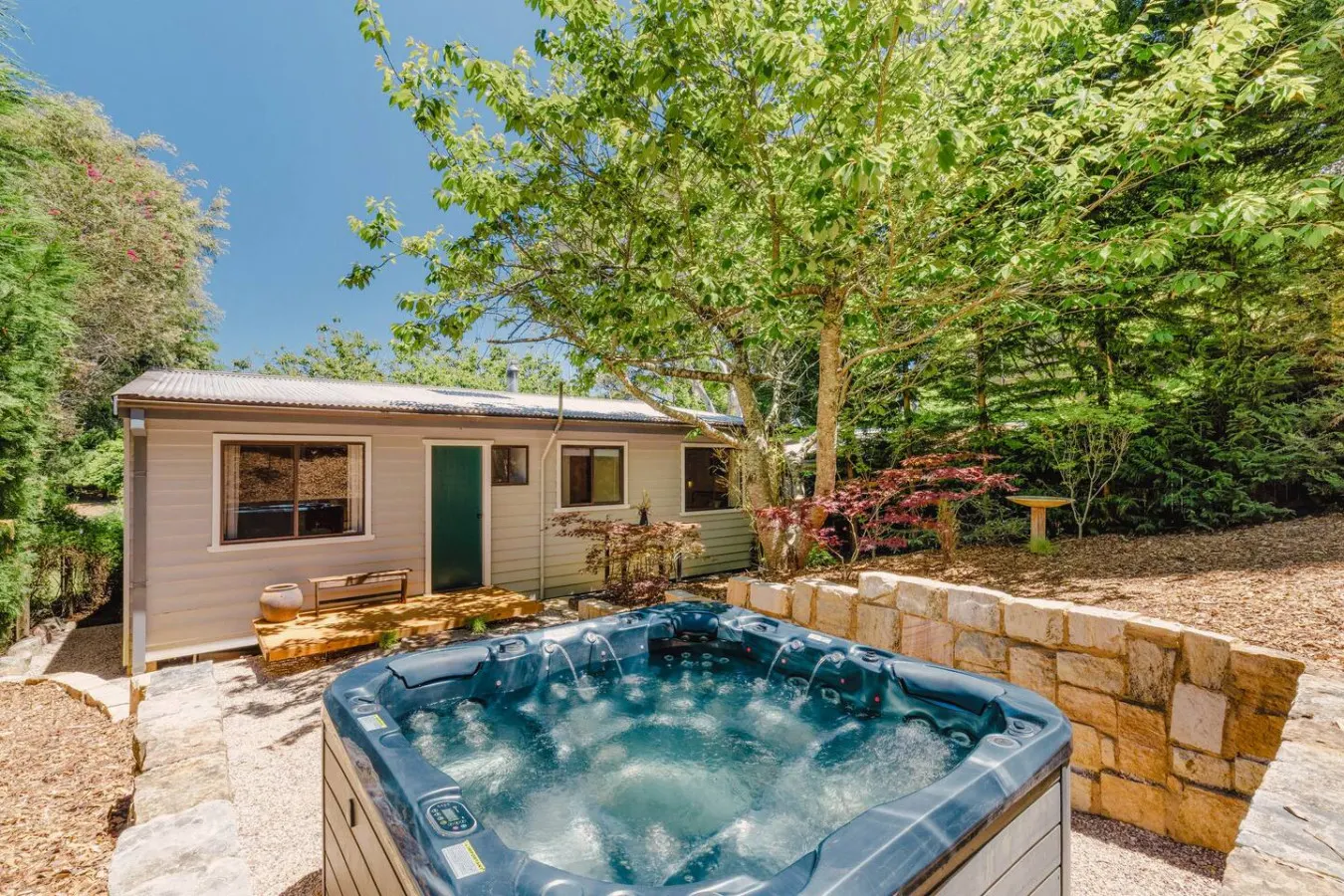 Buru Retreat Secluded Couples Escape, Spa & Walks 13