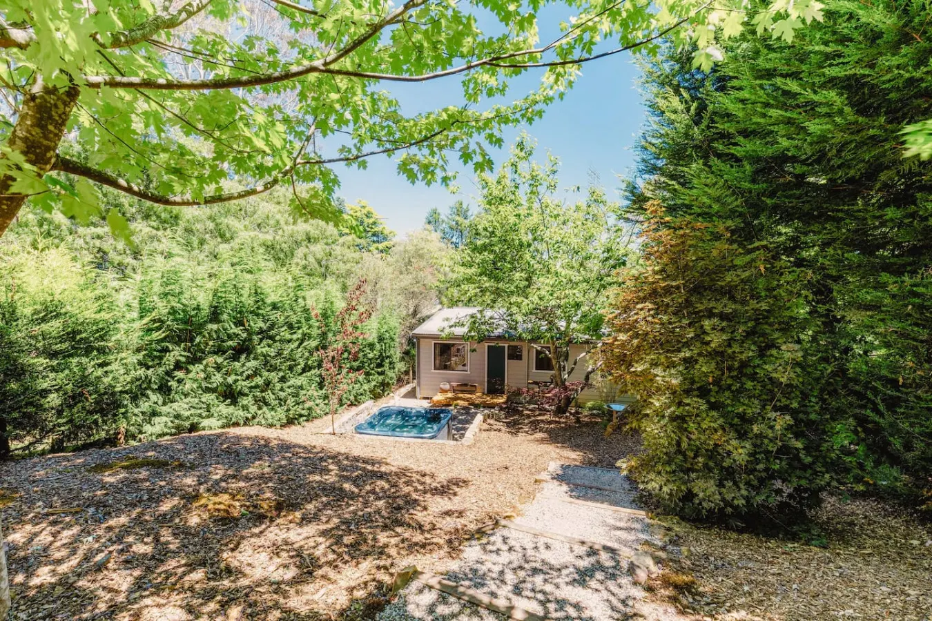 Buru Retreat Secluded Couples Escape, Spa & Walks 16