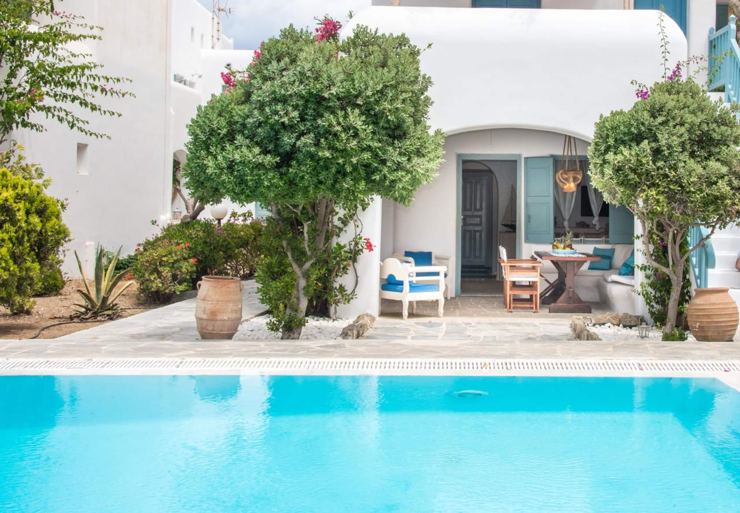 Mykonian Style Pool House 4 w Night Security Guard
