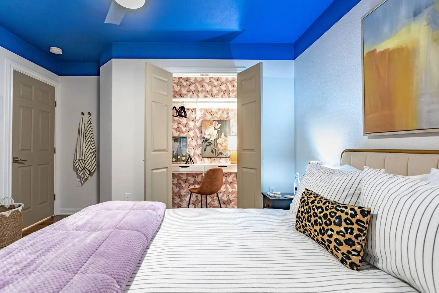 McKenzie Corner- Inspiring Stay- Long Term Welcome 11