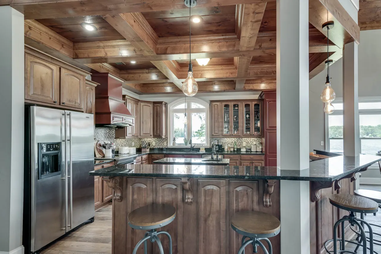 Lakeside Lodge 15