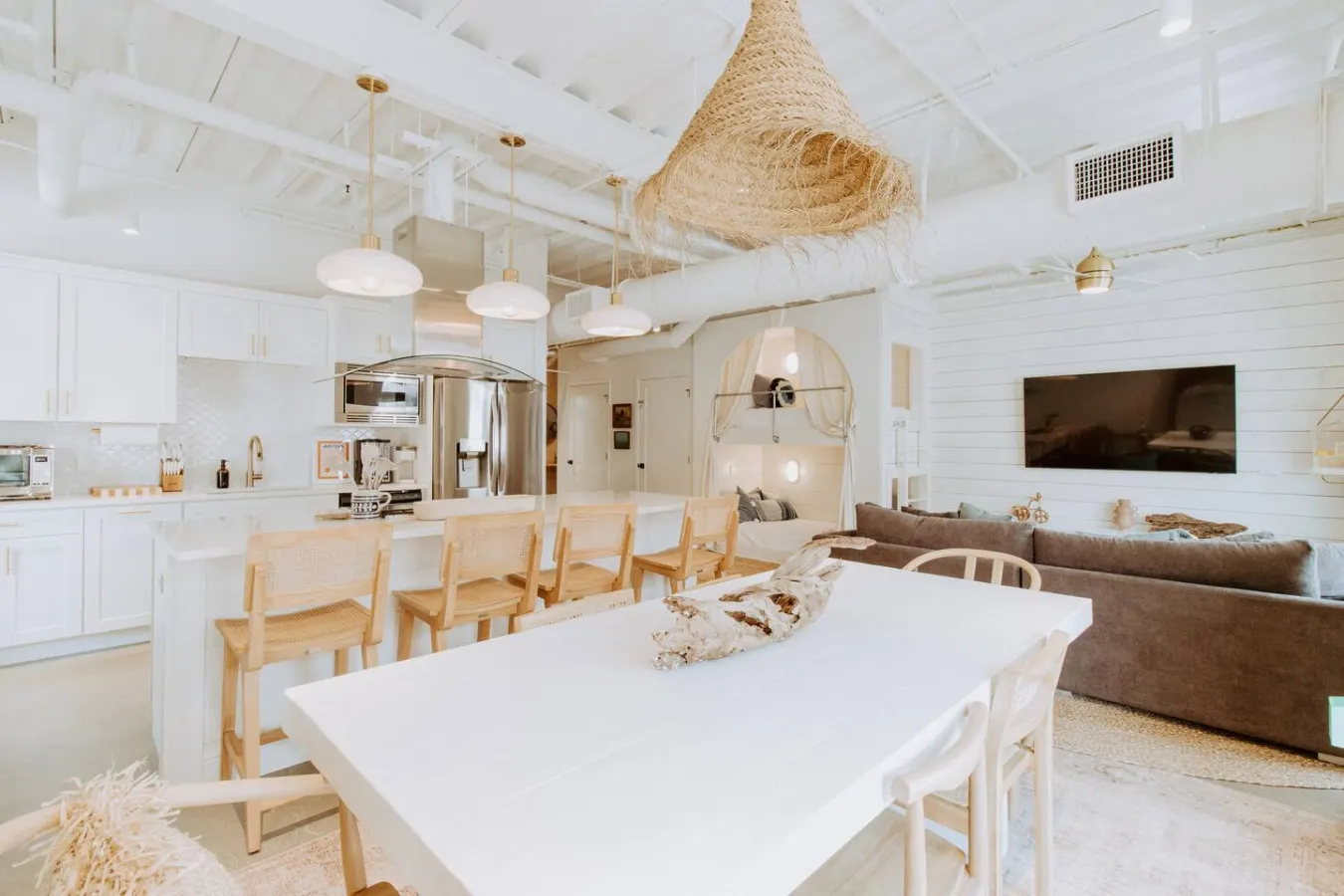 You Me & The Sea! Perfect for Families! 4 Pools! 11