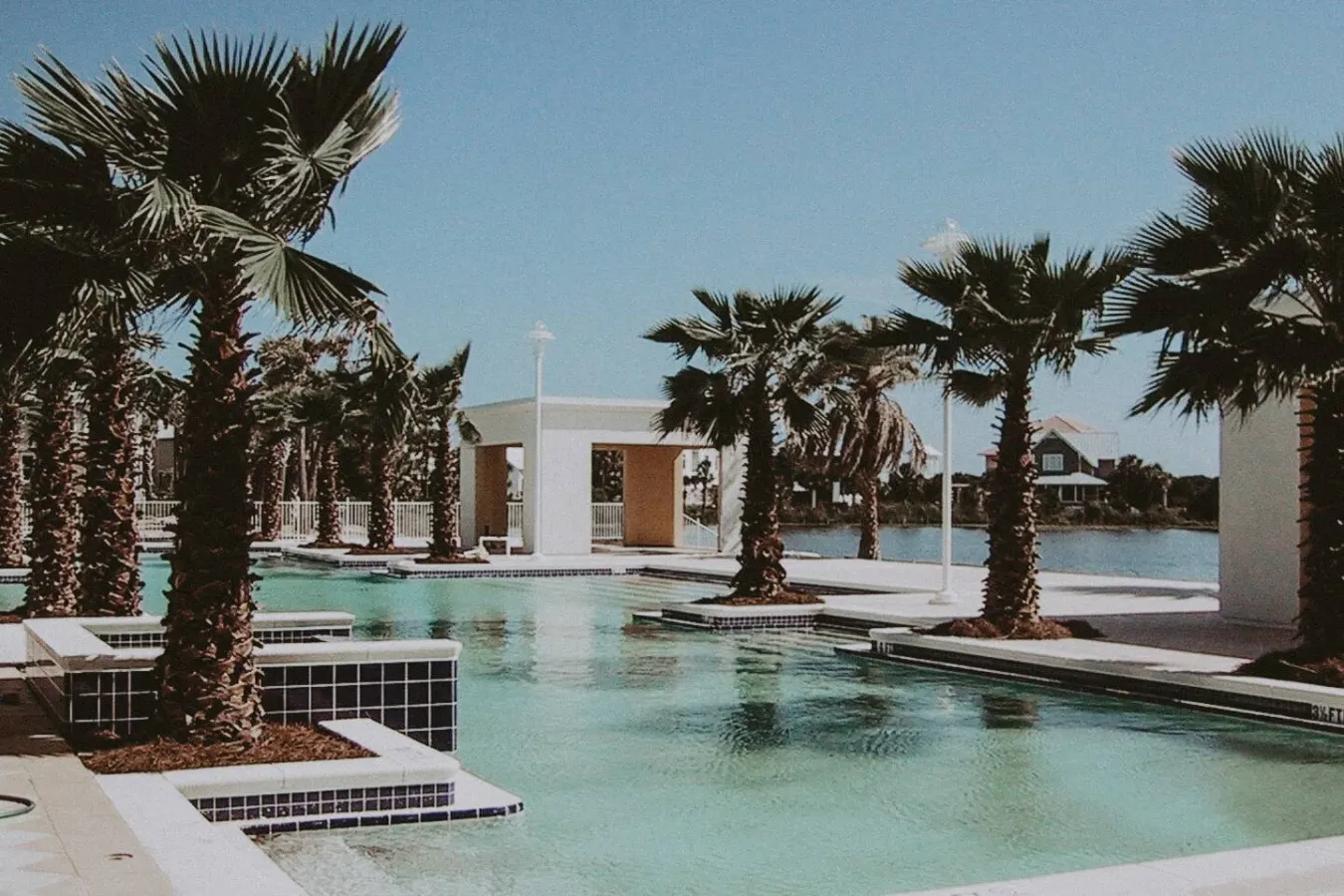 You Me & The Sea! Perfect for Families! 4 Pools! 4