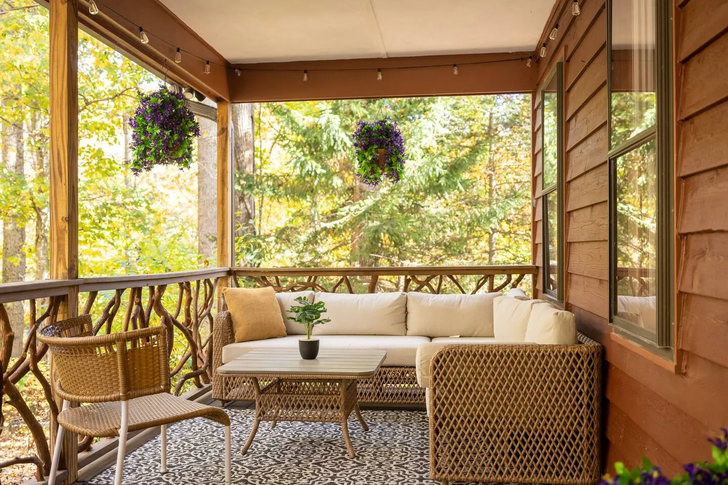 Elegant Forest Hideaway | 2 Homes+Hot Tub+Firepit — photo 2