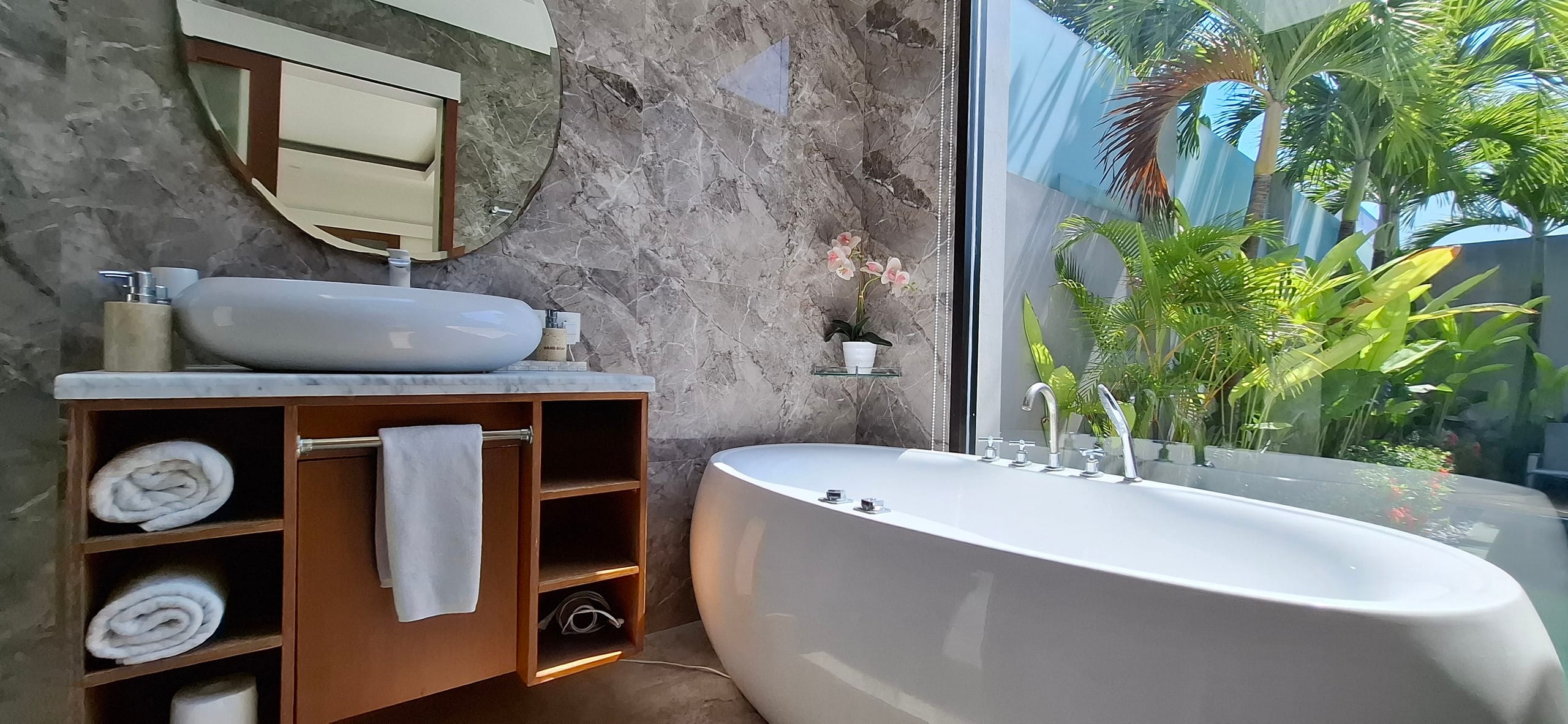 Prani Tiga, 2 Bedroom Villa In Central Seminyak 12