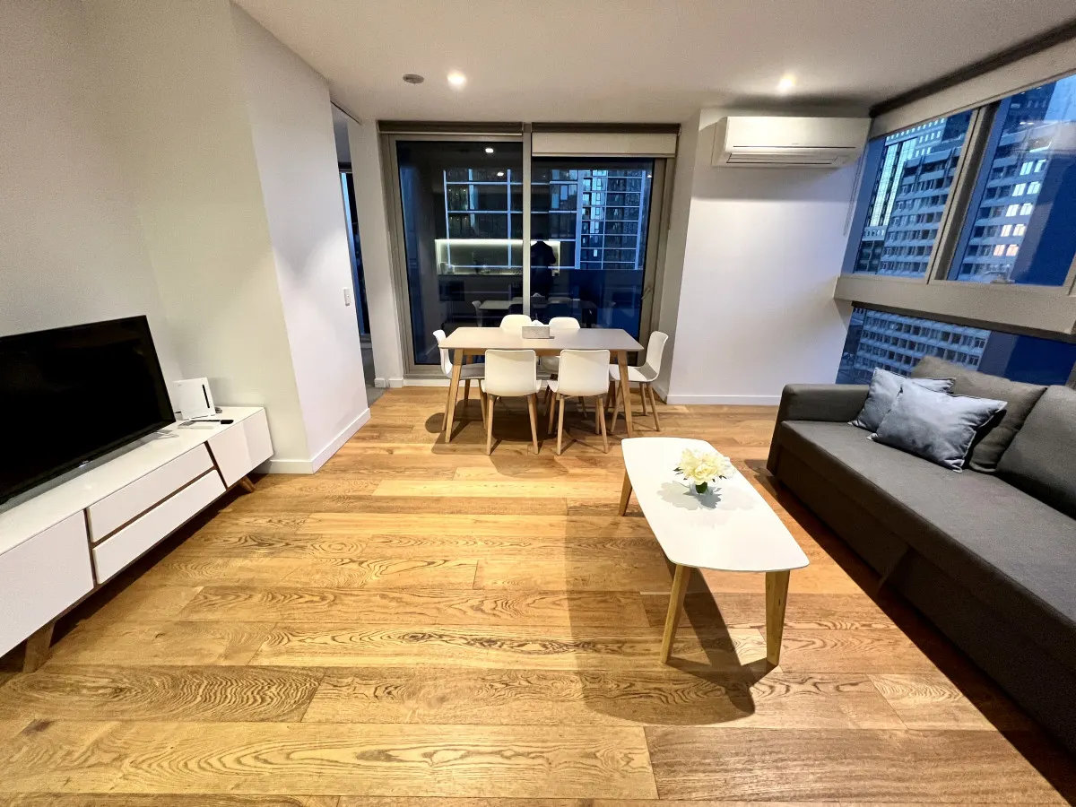 ReadySet Apartments on Rose Lane - 3 Bedroom Apartment RL4 1