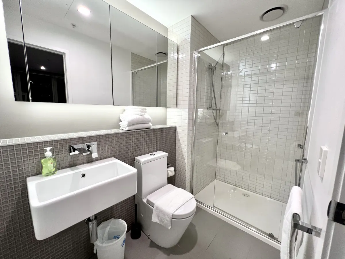 ReadySet Apartments on Rose Lane - 3 Bedroom Apartment RL4 11