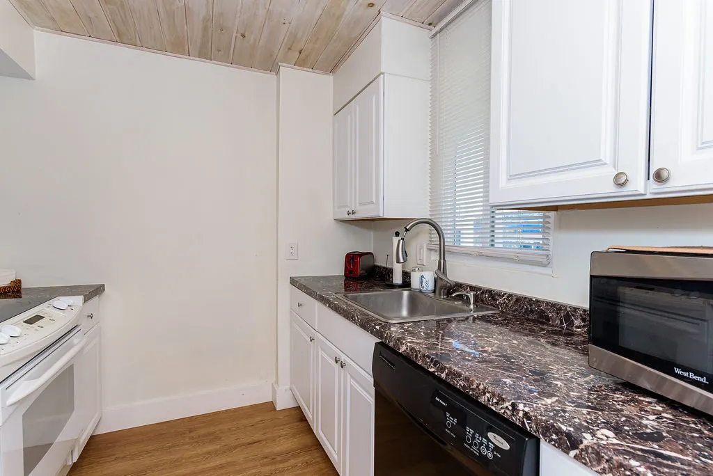 Ocean City 2BR Beach Getaway 17