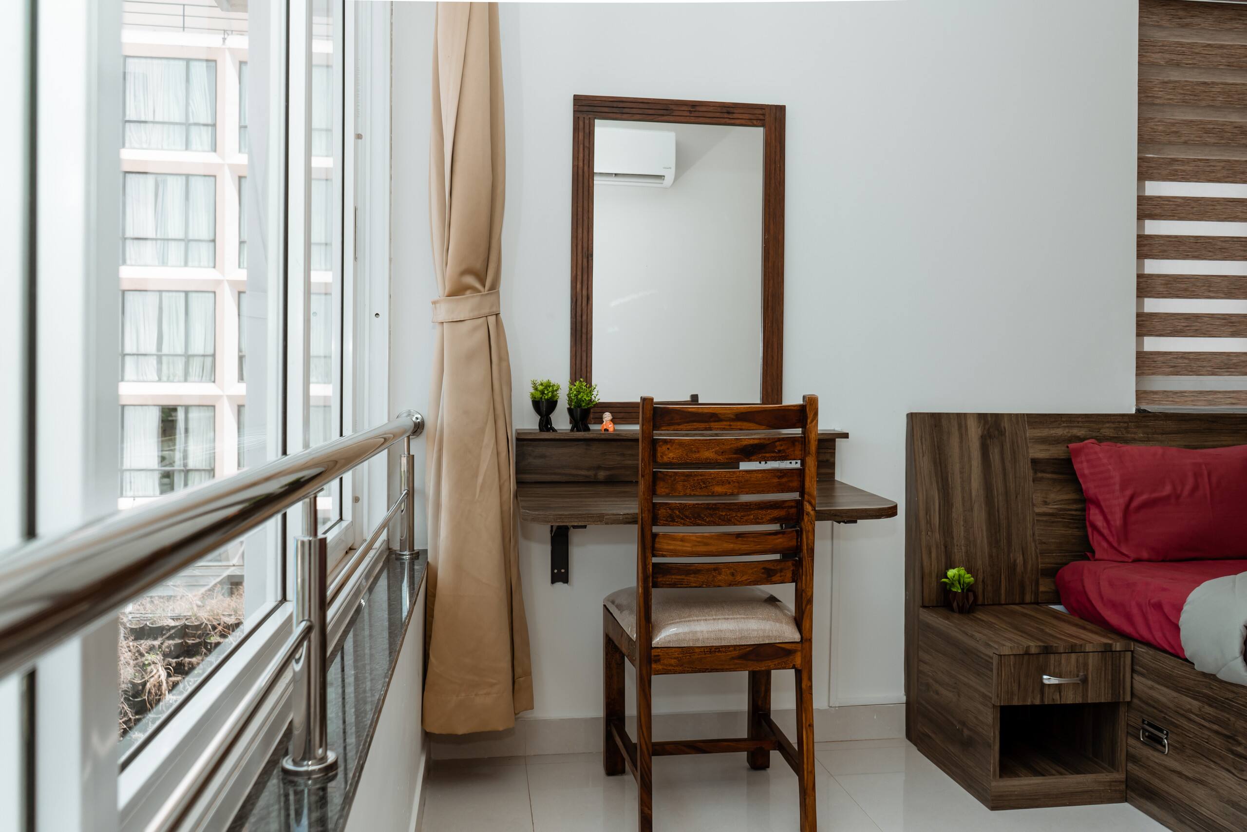 Luxury Escape by the Coast | 5 Min Walk to Beach 17