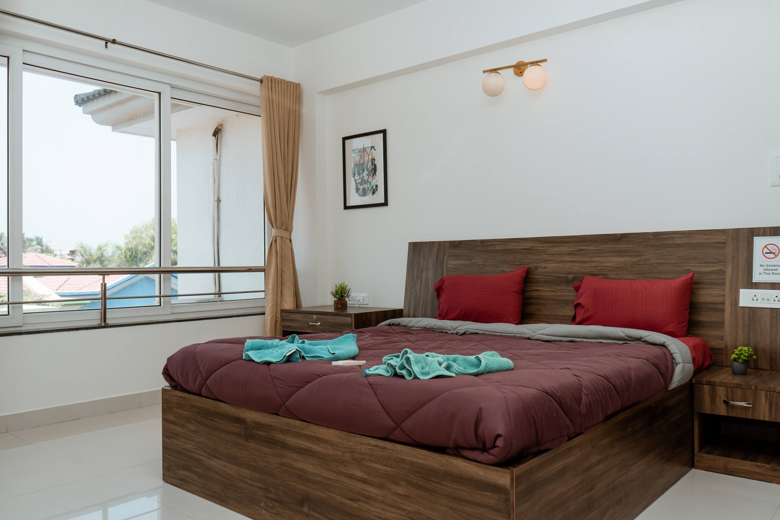 Luxury Escape by the Coast | 5 Min Walk to Beach 21
