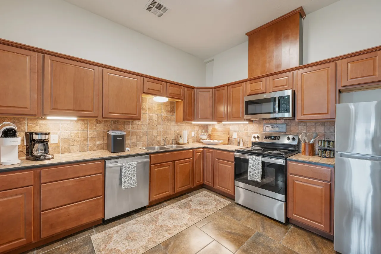 Steel Studio ~ Stylish 2BR + Fenced Yard 5