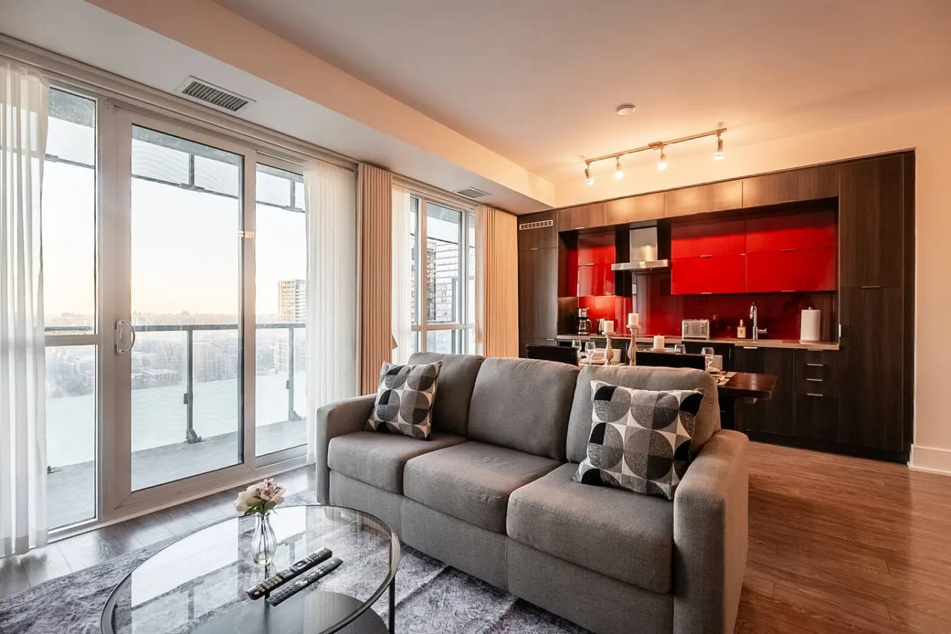 Luxury 1BR Suite • Sleeps 4 • Prime Location
