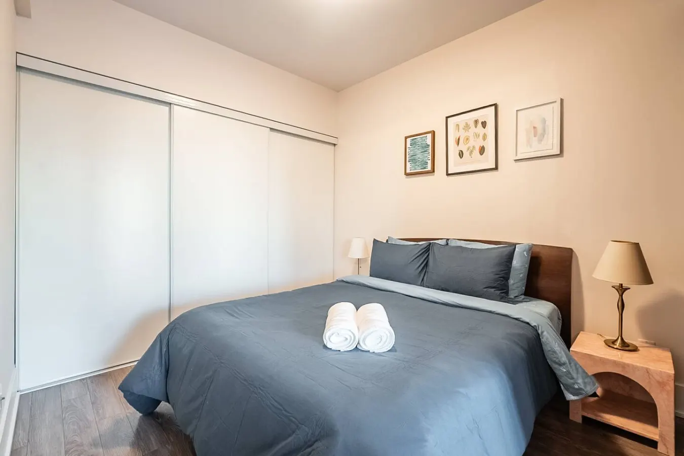 Luxury 1BR Suite Sleeps 4 Prime Location 3