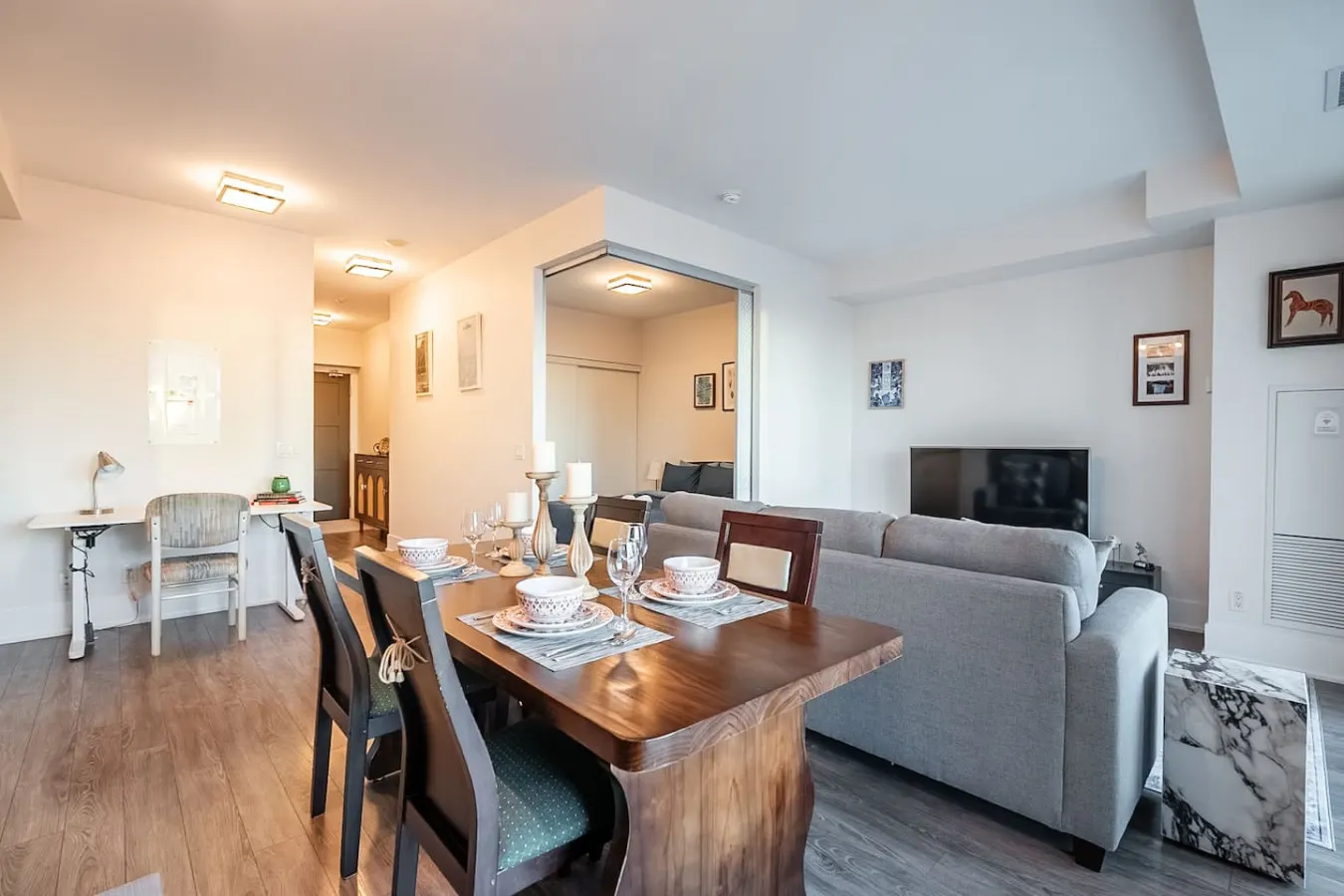Luxury 1BR Suite Sleeps 4 Prime Location 4