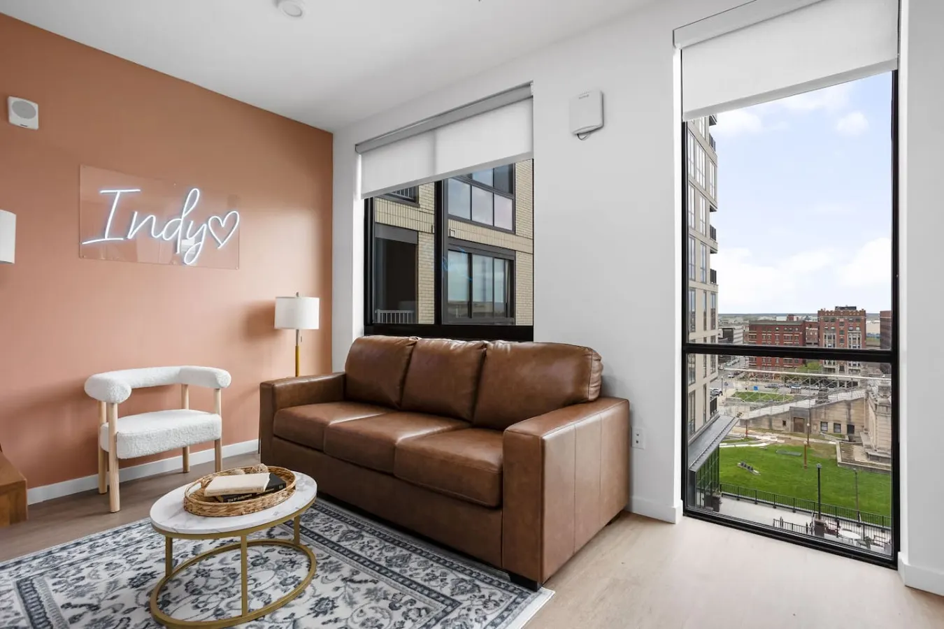 5 Star Luxury| Free Espresso+Pool+Executive Lounge