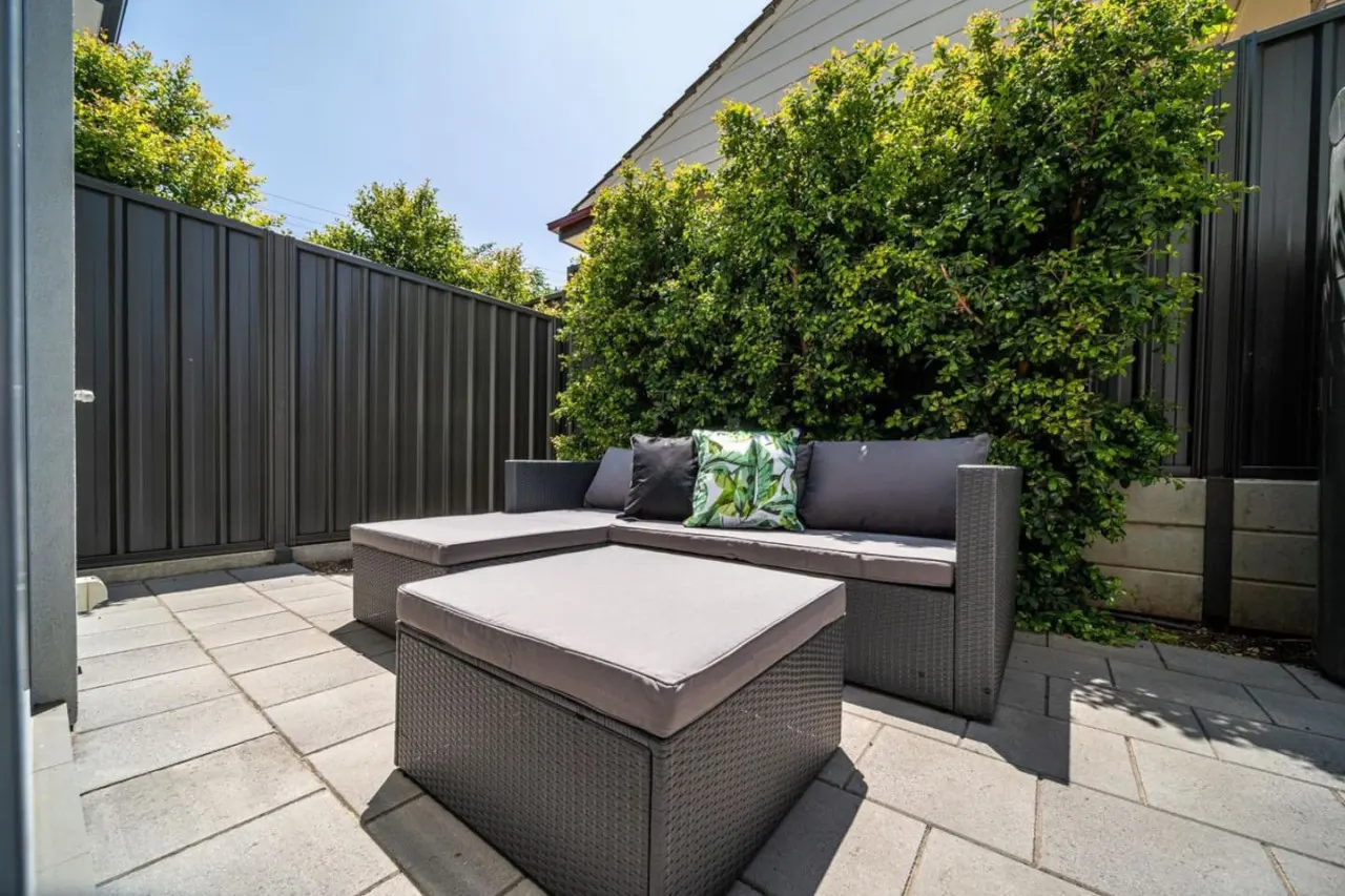 Coast on Clovelly - Beachside Living 15