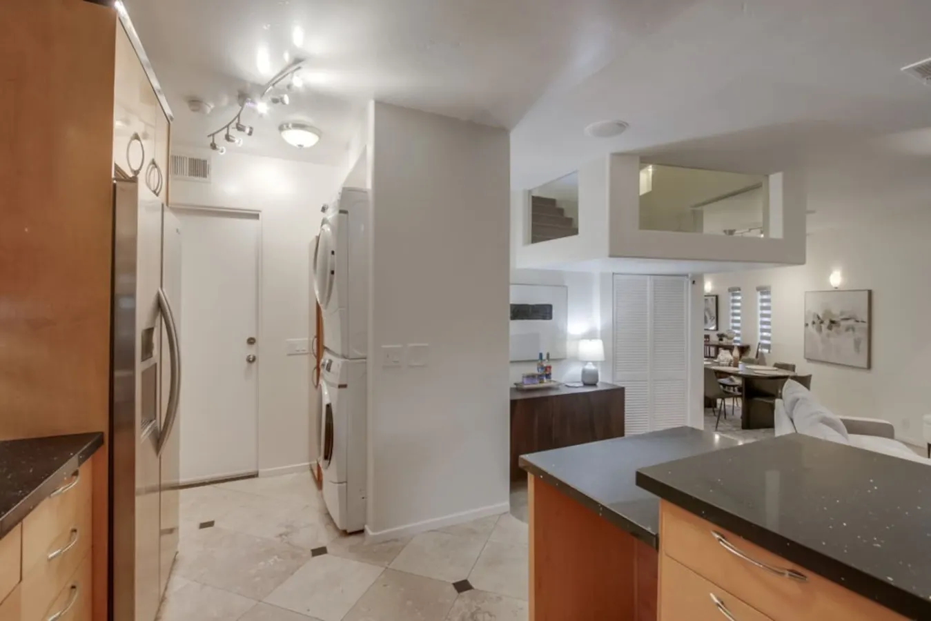 Villa Beryl -Lux-4BR/3BA- Rooftop Deck, BBQ, Games 16
