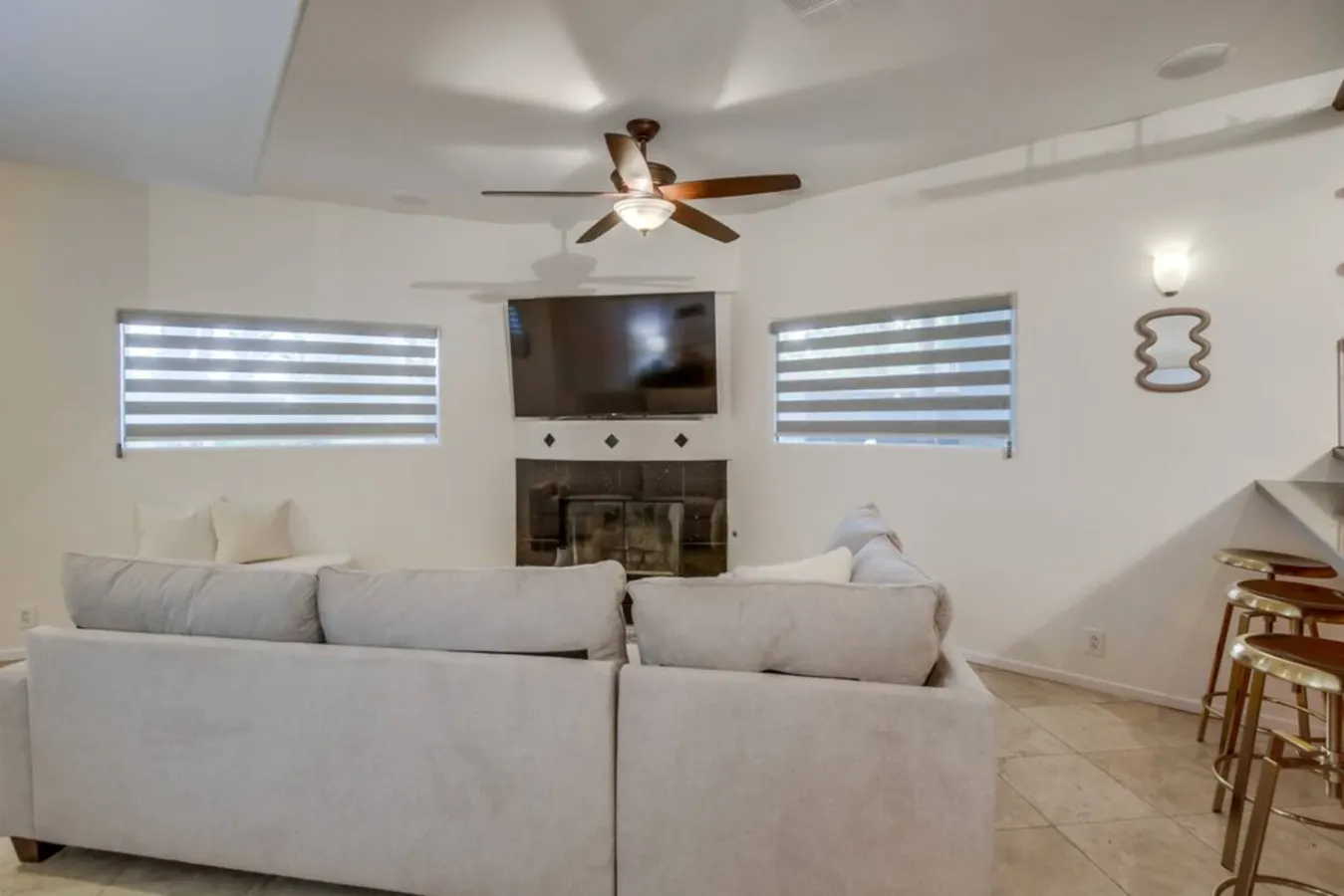 Villa Beryl -Lux-4BR/3BA- Rooftop Deck, BBQ, Games 7