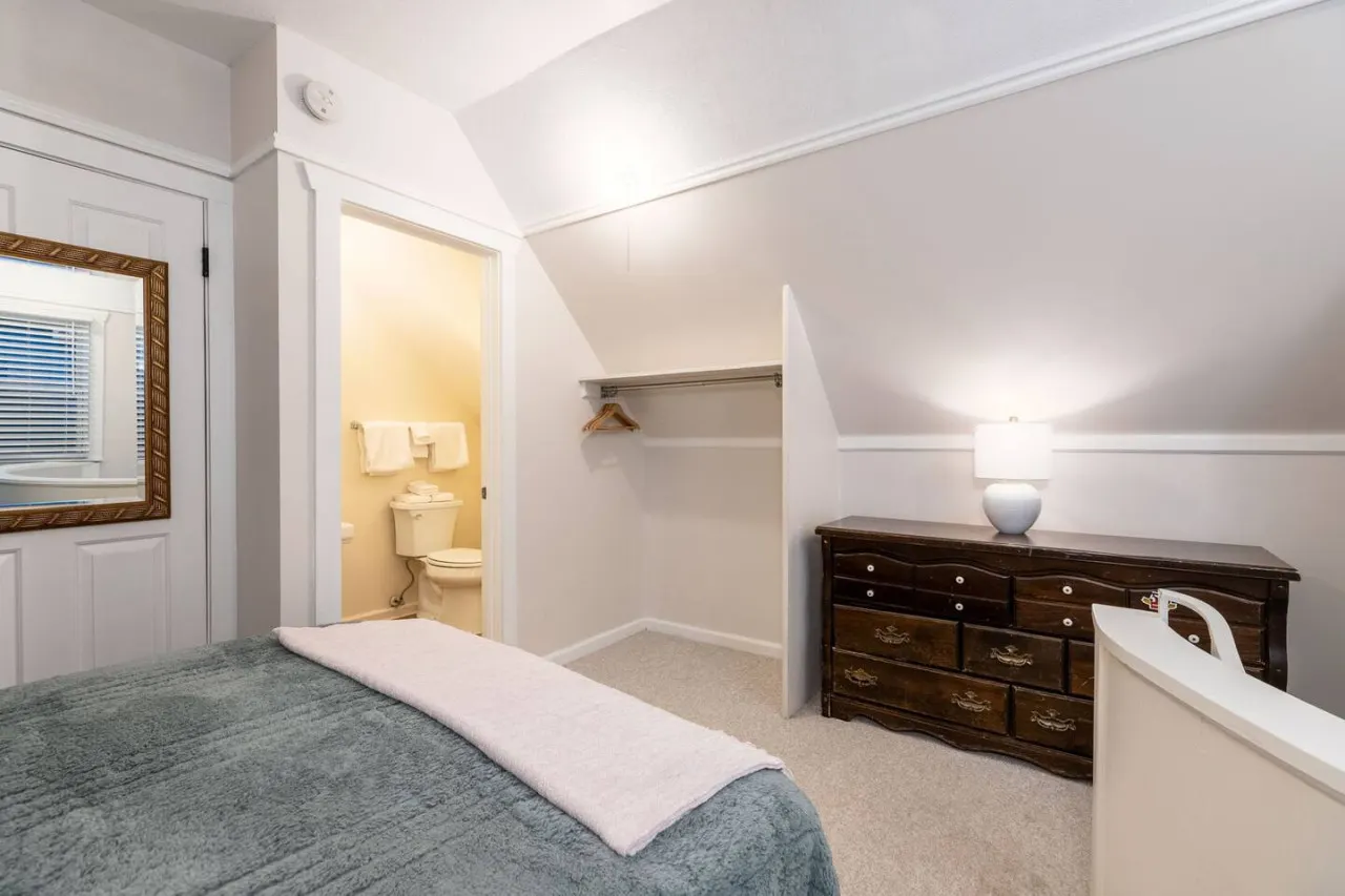 Perfect PC Location - Walk to Ski Lift & Main St 11