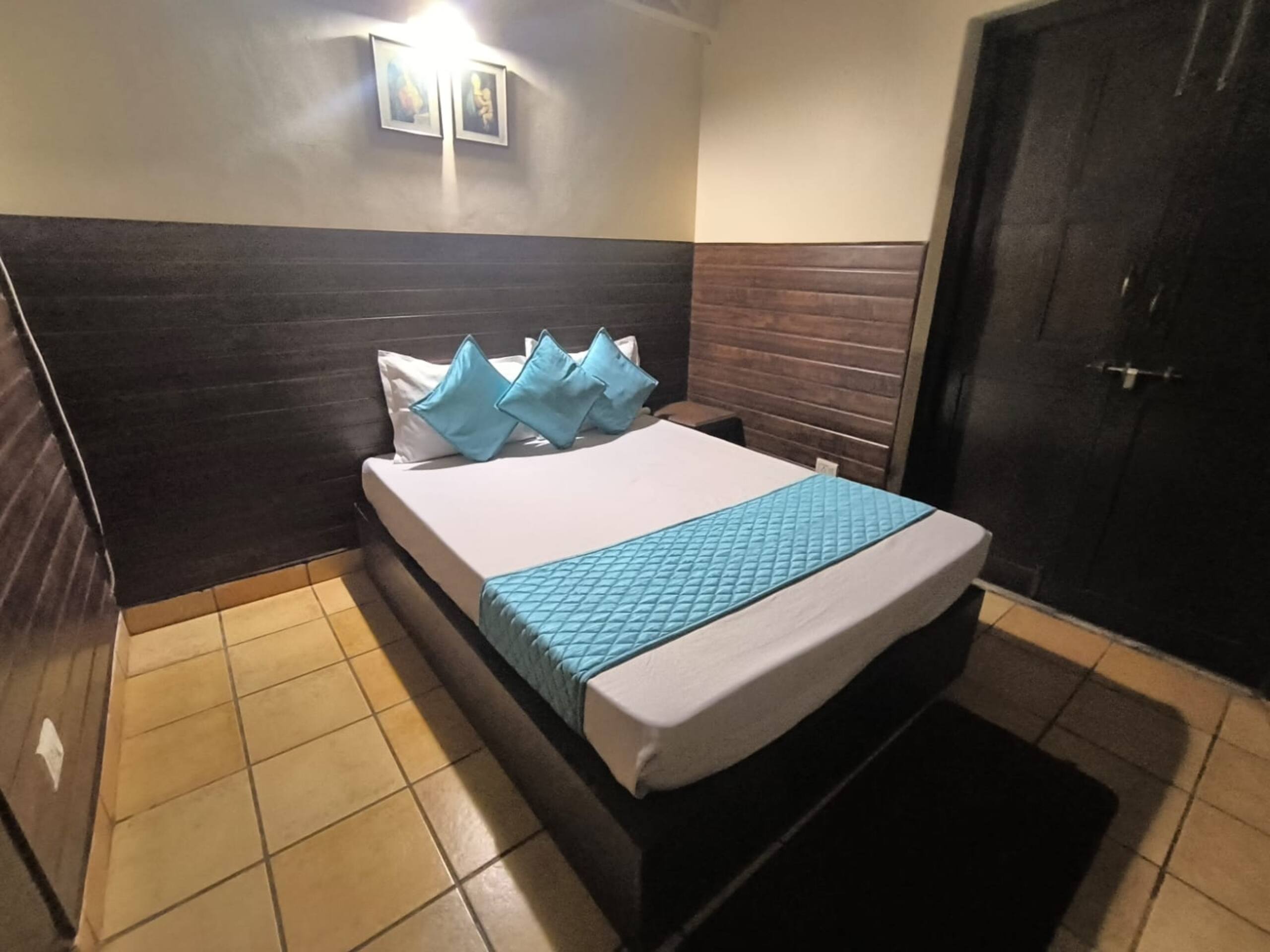 4BHK 5AC 100mbps Villa 350mtr fm Candolim Beach 30