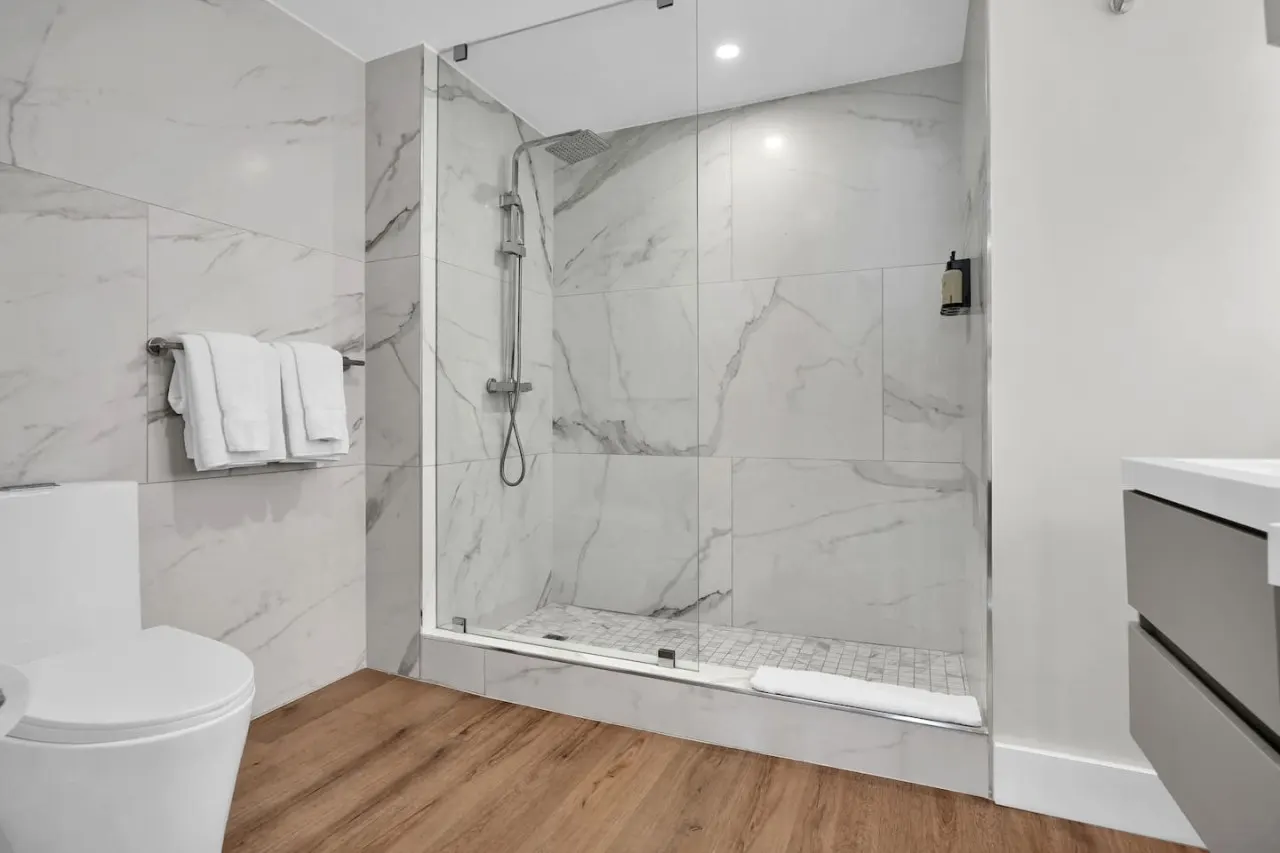 SF Unique Delight in the Heart of Grove 10