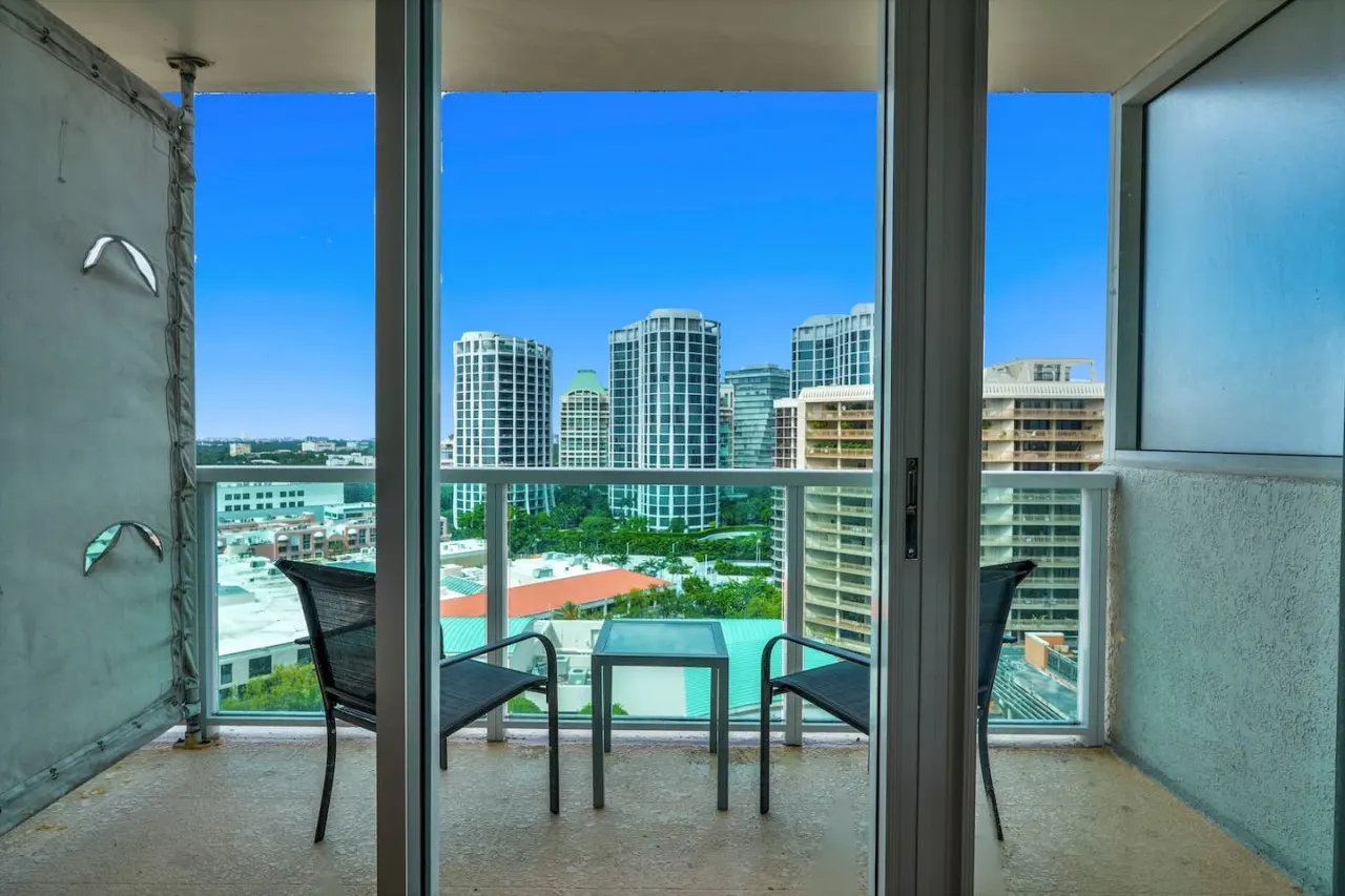SF Unique Delight in the Heart of Grove 16