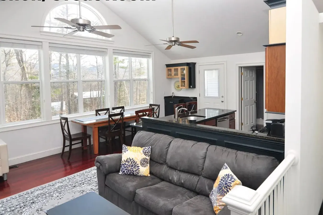 North Conway Gem Hot Tub, Games & Fireplace 1