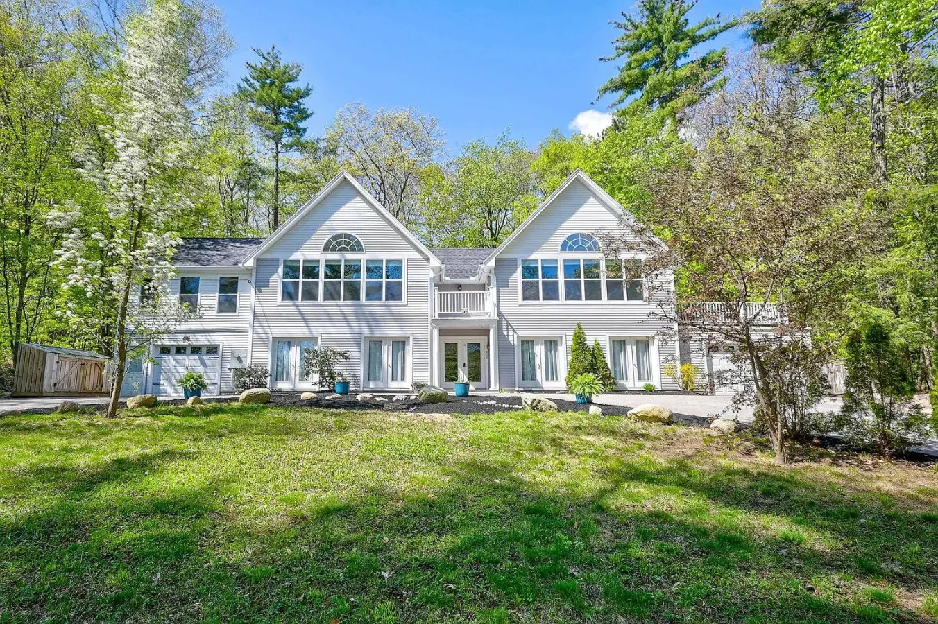 North Conway Gem Hot Tub, Games & Fireplace 17
